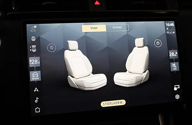 Land Rover Range Rover Velar view 26
