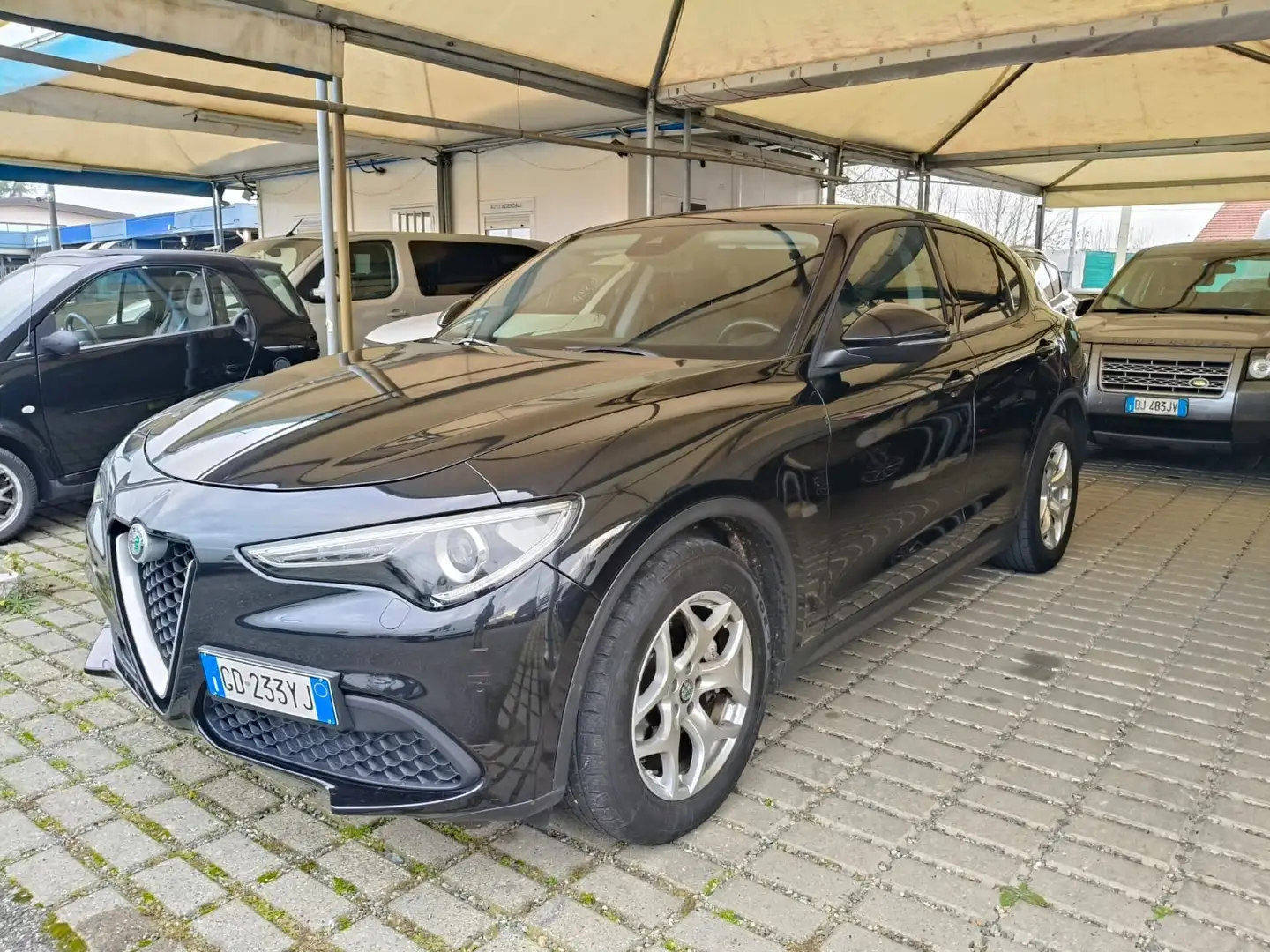 Alfa Romeo Stelvio Stelvio 2.2 Turbodiesel 160 CV AT8 RWD Business Schwarz - 1