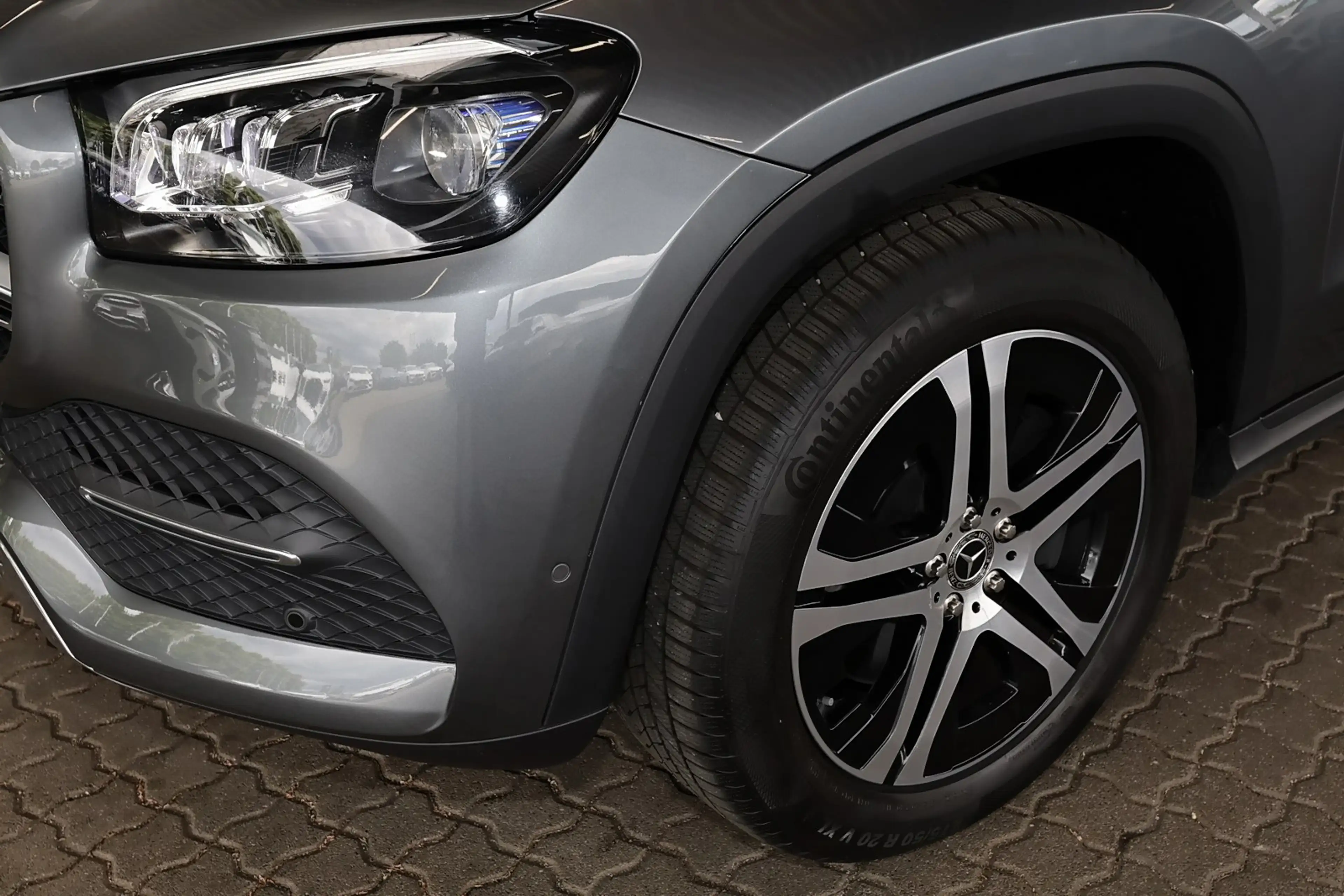 Mercedes-Benz GLS 350 d 4M 360°+AHK+Standhz+HUD+M-LED+MBUX+20 — photo 4