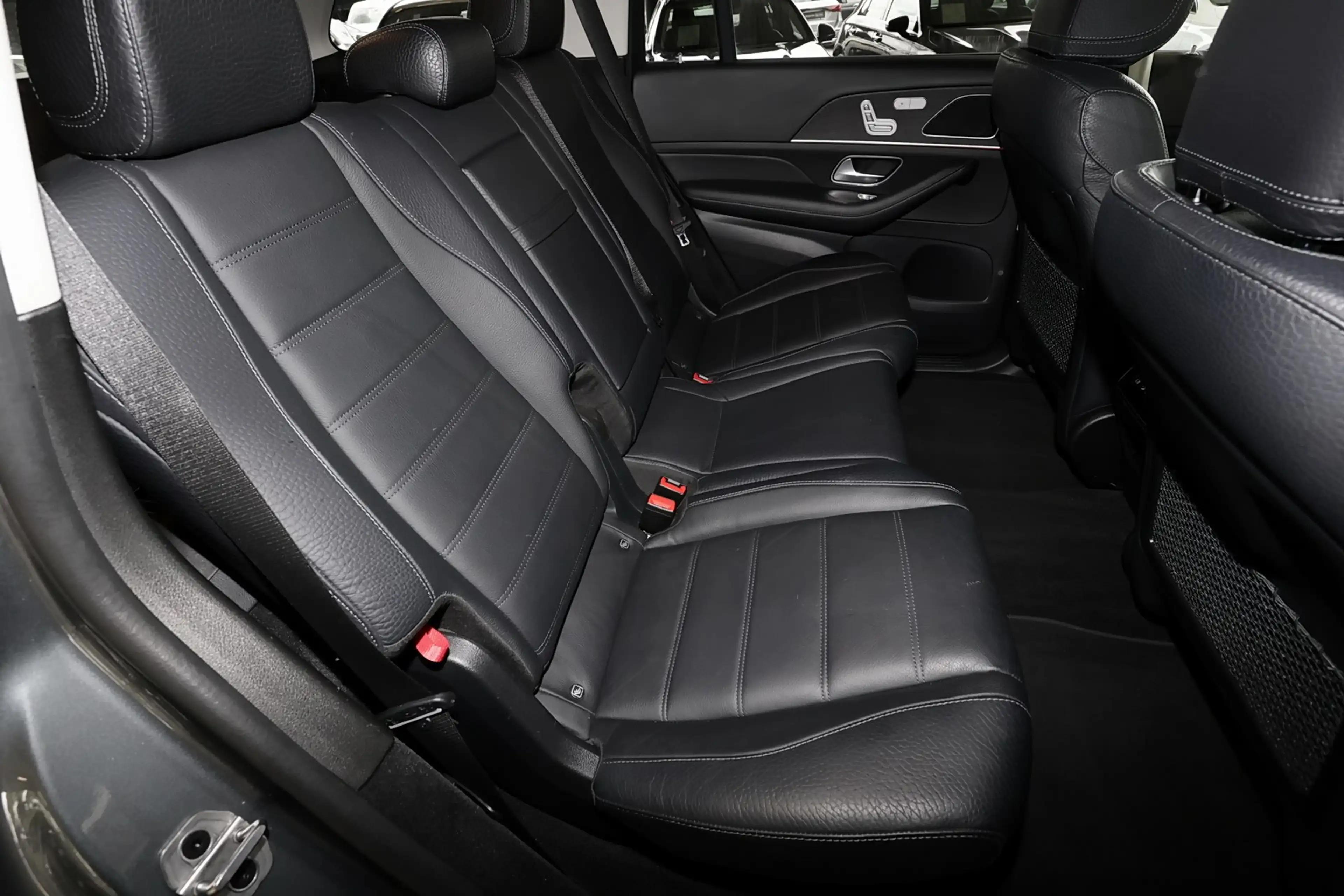 Mercedes-Benz GLS 350 d 4M 360°+AHK+Standhz+HUD+M-LED+MBUX+20 — photo 8