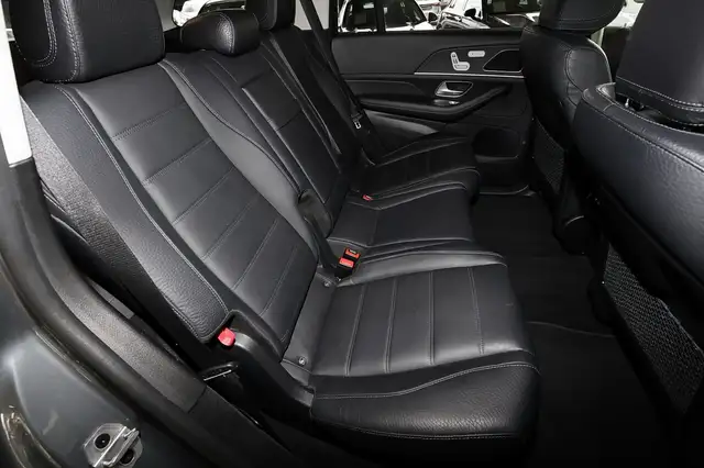 Mercedes-Benz GLS view 8