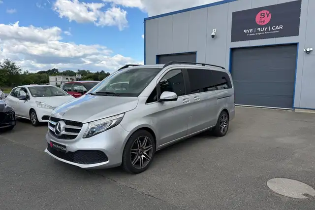 Mercedes-Benz V 300 Long 300d BVA 9 Avantgarde 4-Matic suréquipé 8 places - GARANTIE 12 MOIS ( VIANO )
