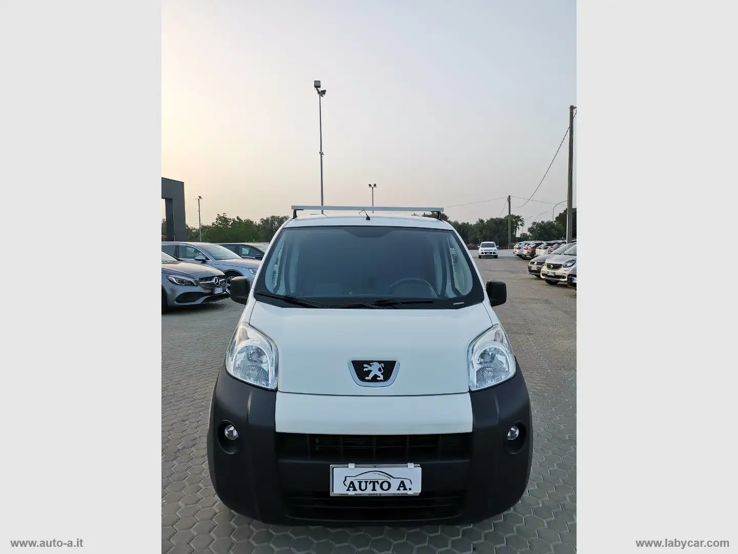 Peugeot Bipper 1.3 HDi 80CV Furgone Premium Blanco - 2