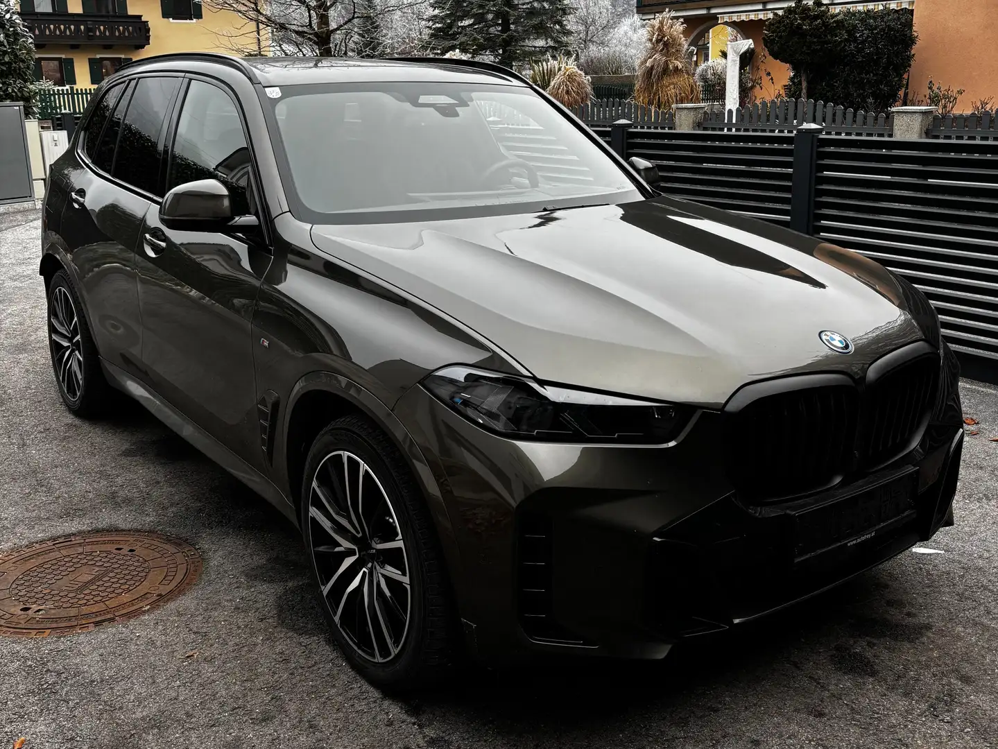 BMW X5 xDrive50e (verfügbar 20. März 2026) Braun - 2