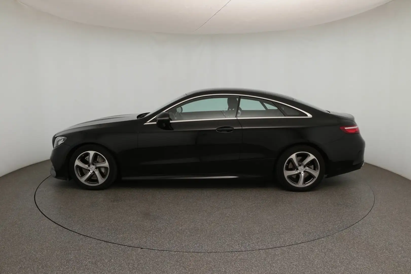 Mercedes-Benz E 350 E 350 AMG Line (EURO 6d-TEMP) LED+LEDER+NAVI+SHZ Noir - 2