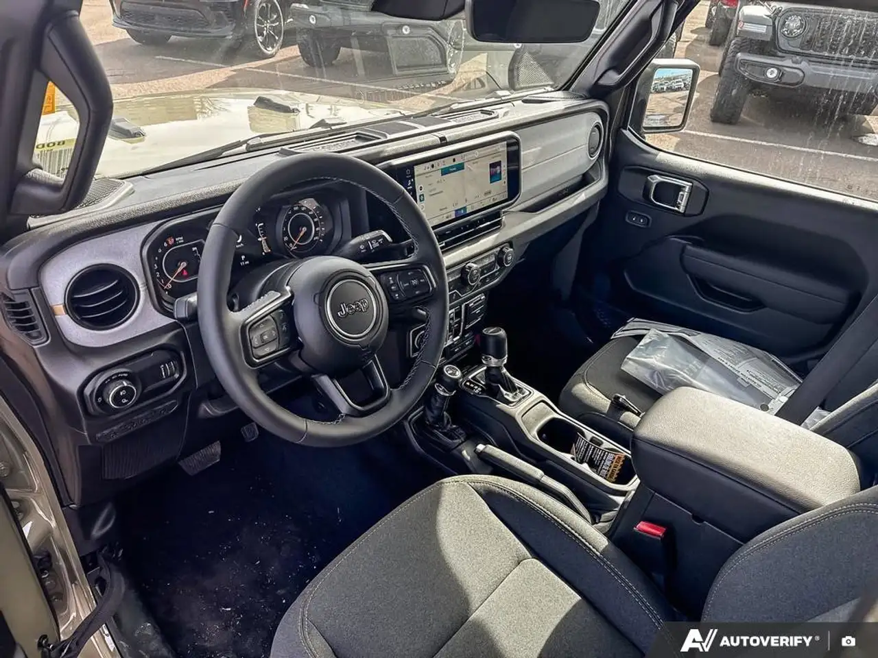 Jeep Gladiator снимка Jeep Gladiator