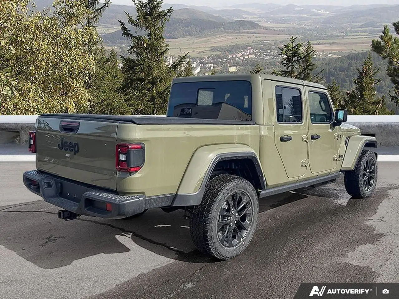 Jeep Gladiator снимка Jeep Gladiator