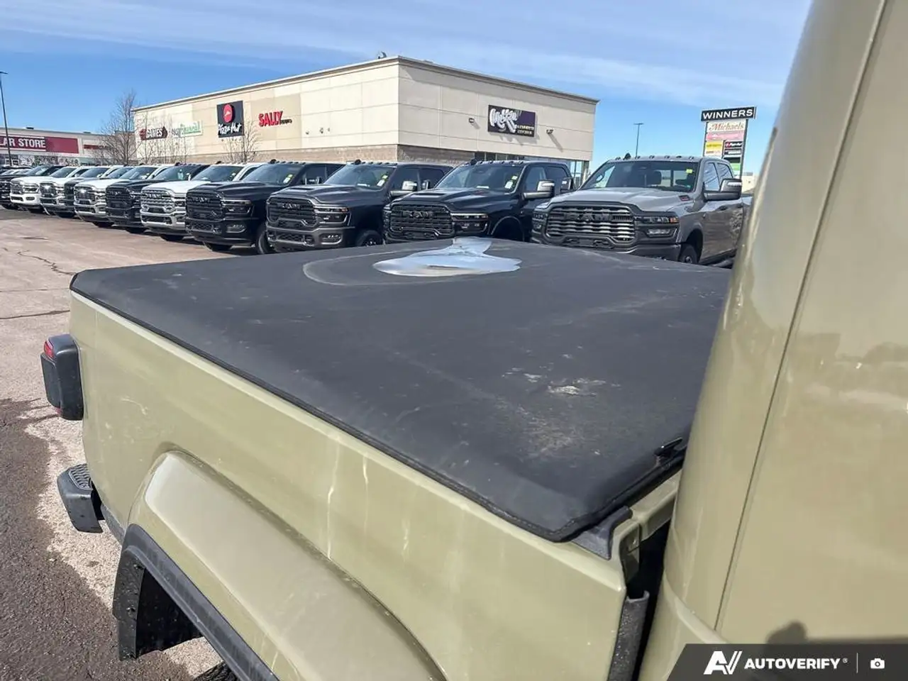 Jeep Gladiator снимка Jeep Gladiator