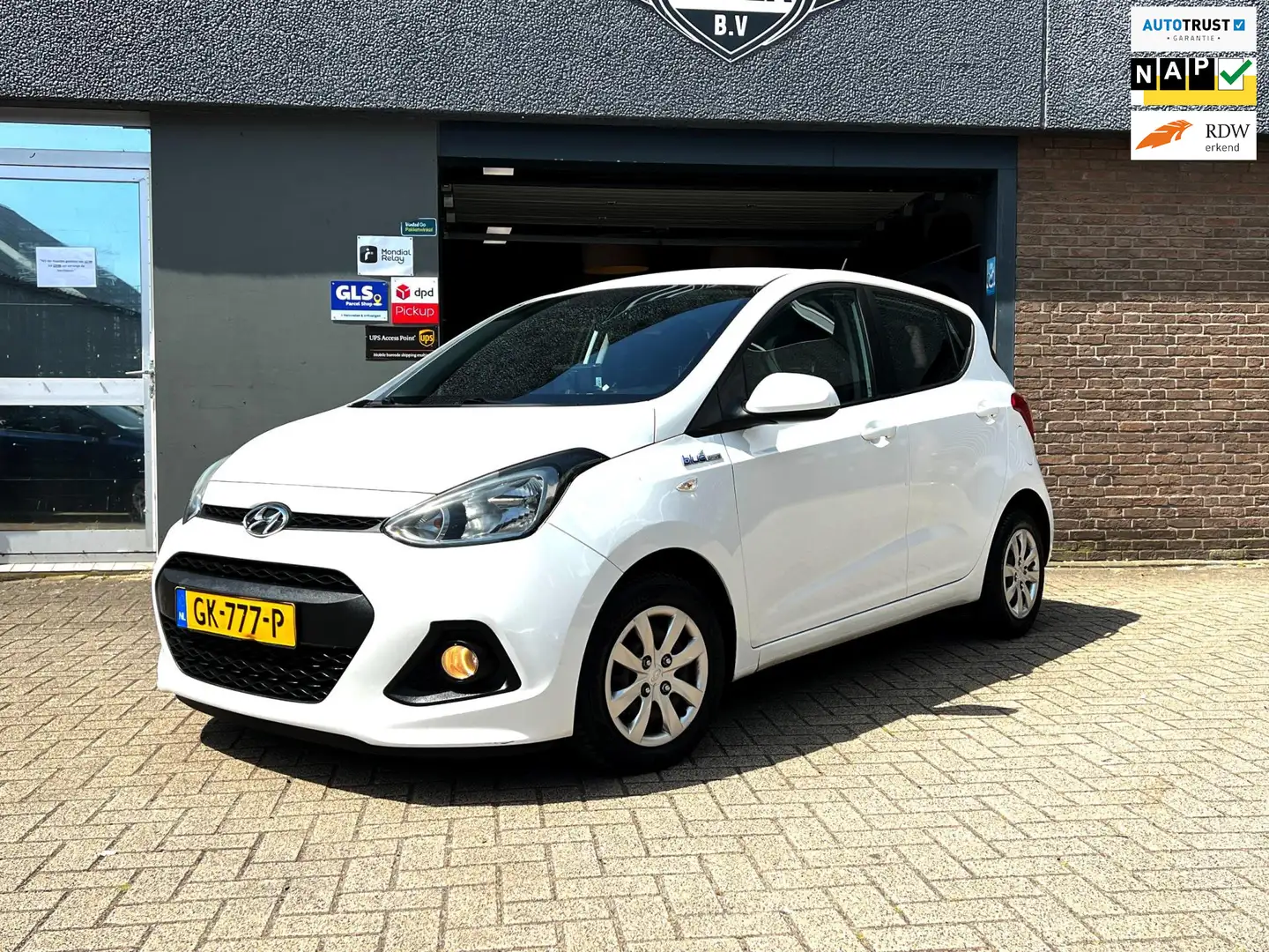 Hyundai i10 1.0i i-Motion Comfort Carplay_Navi_Bluetooth Blanc - 1