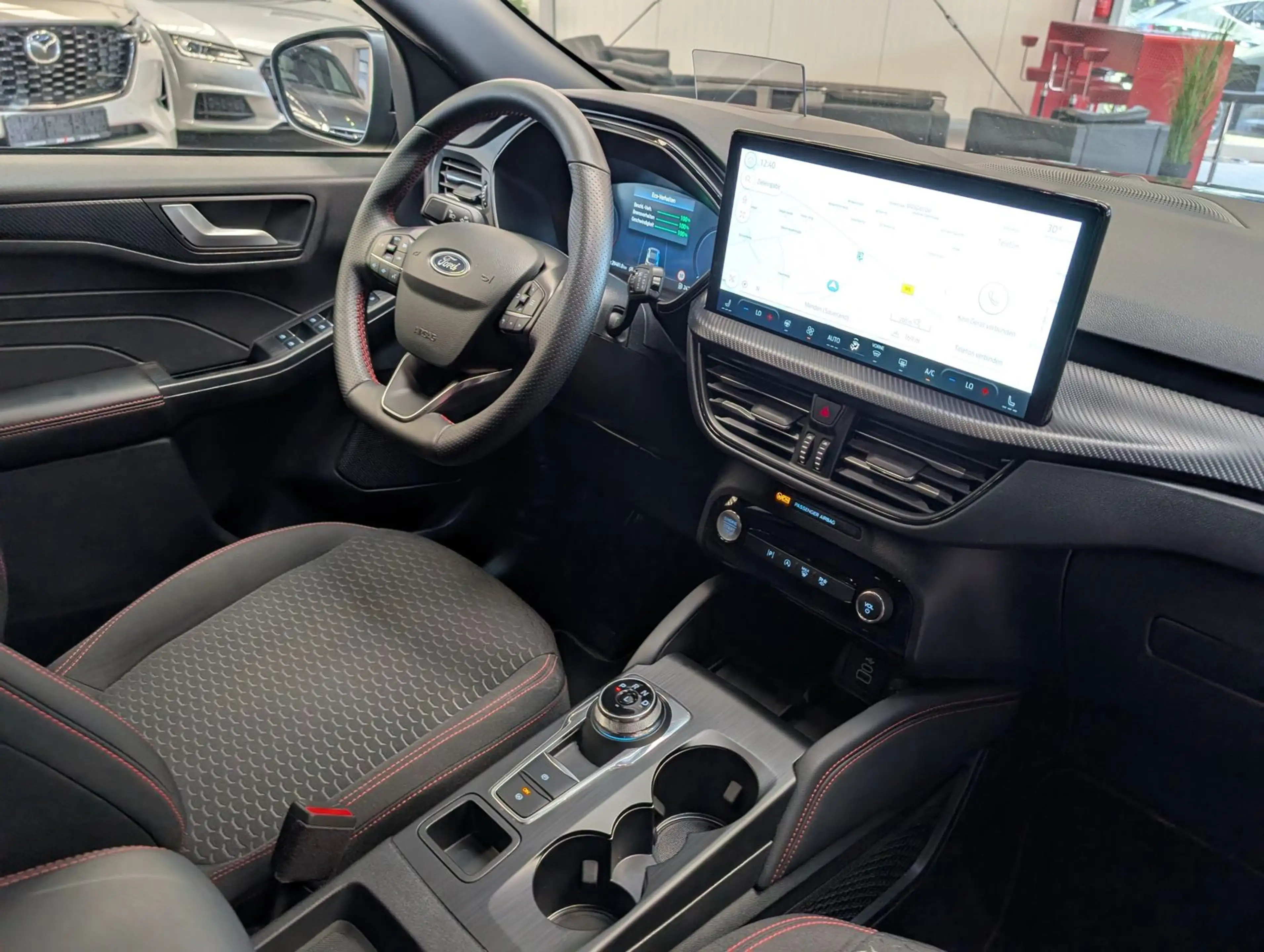 Ford Kuga 1.5EB ST-Line MATRIX*TEMP*KAM*HUD*LHZ*AHK-V — photo 11