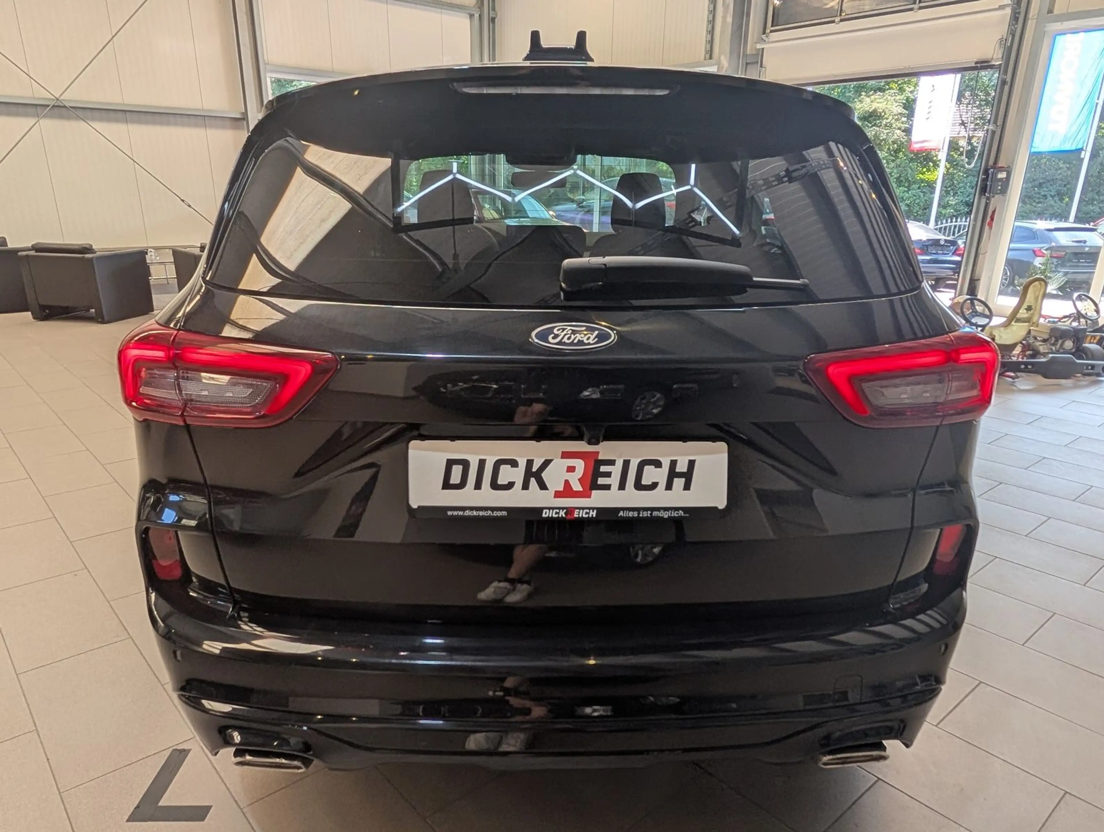 Ford Kuga 1.5EB ST-Line MATRIX*TEMP*KAM*HUD*LHZ*AHK-V — photo 4