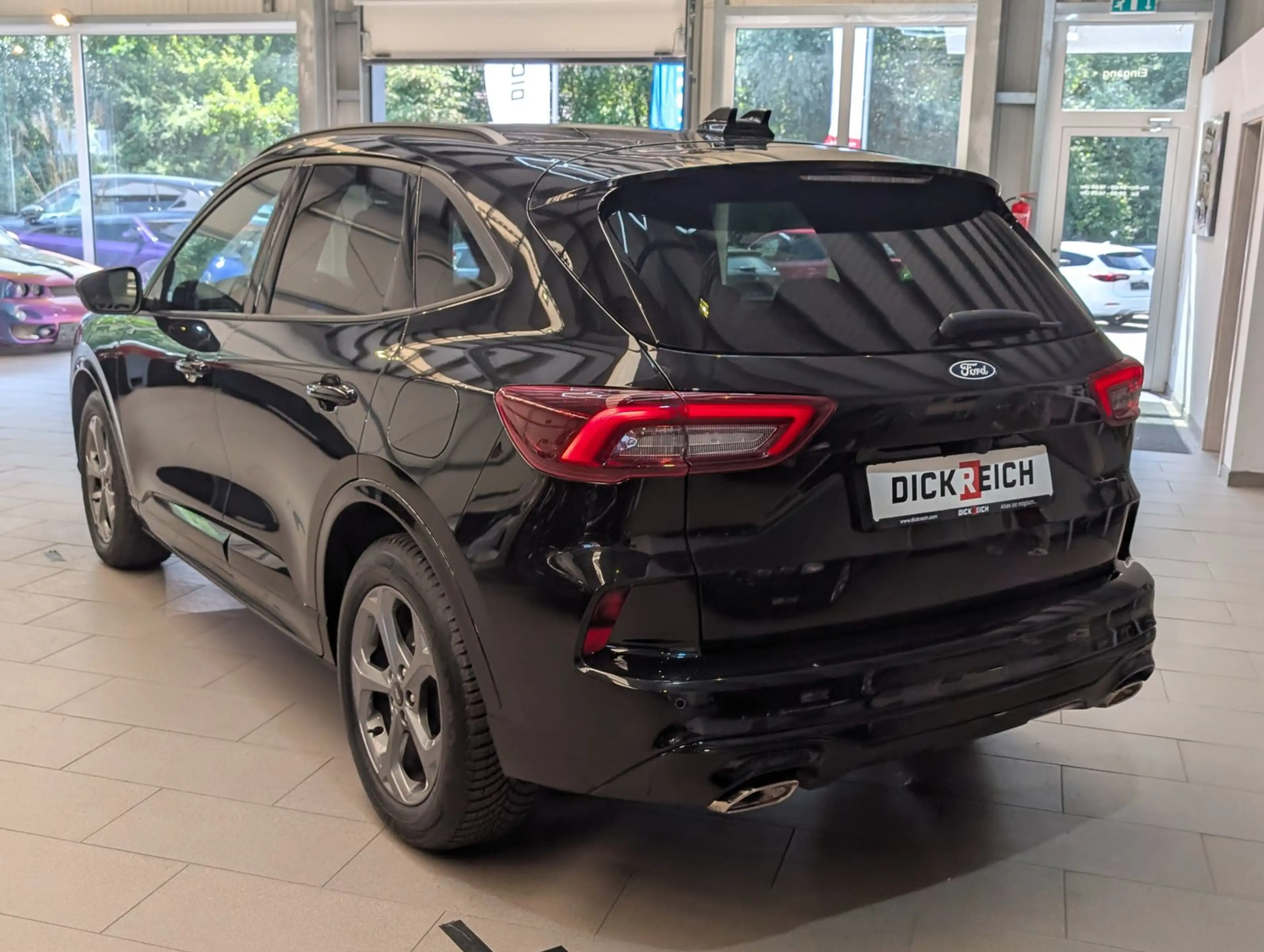 Ford Kuga 1.5EB ST-Line MATRIX*TEMP*KAM*HUD*LHZ*AHK-V — photo 5