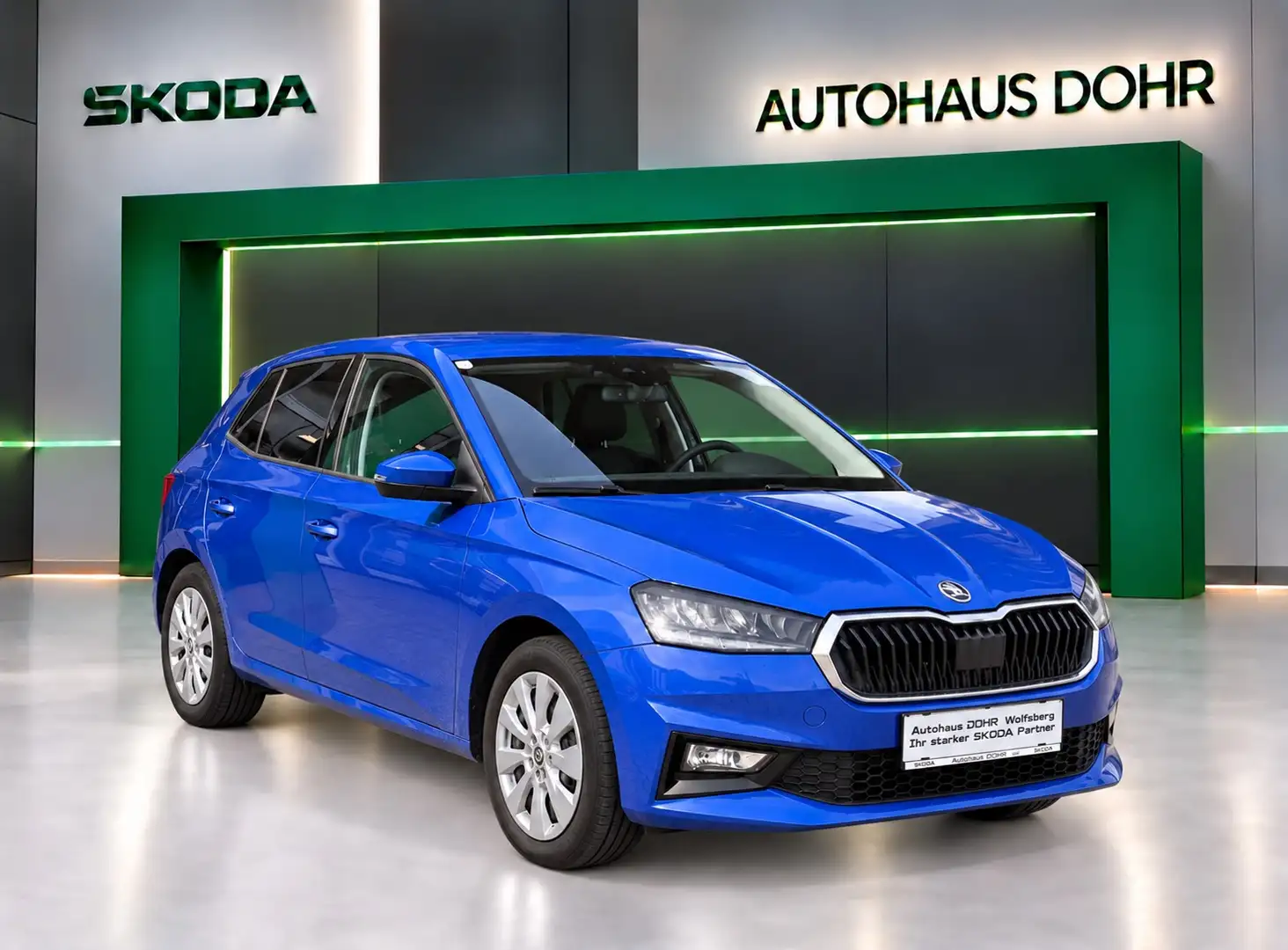Skoda Fabia Essence Edition 80PS Blau - 1