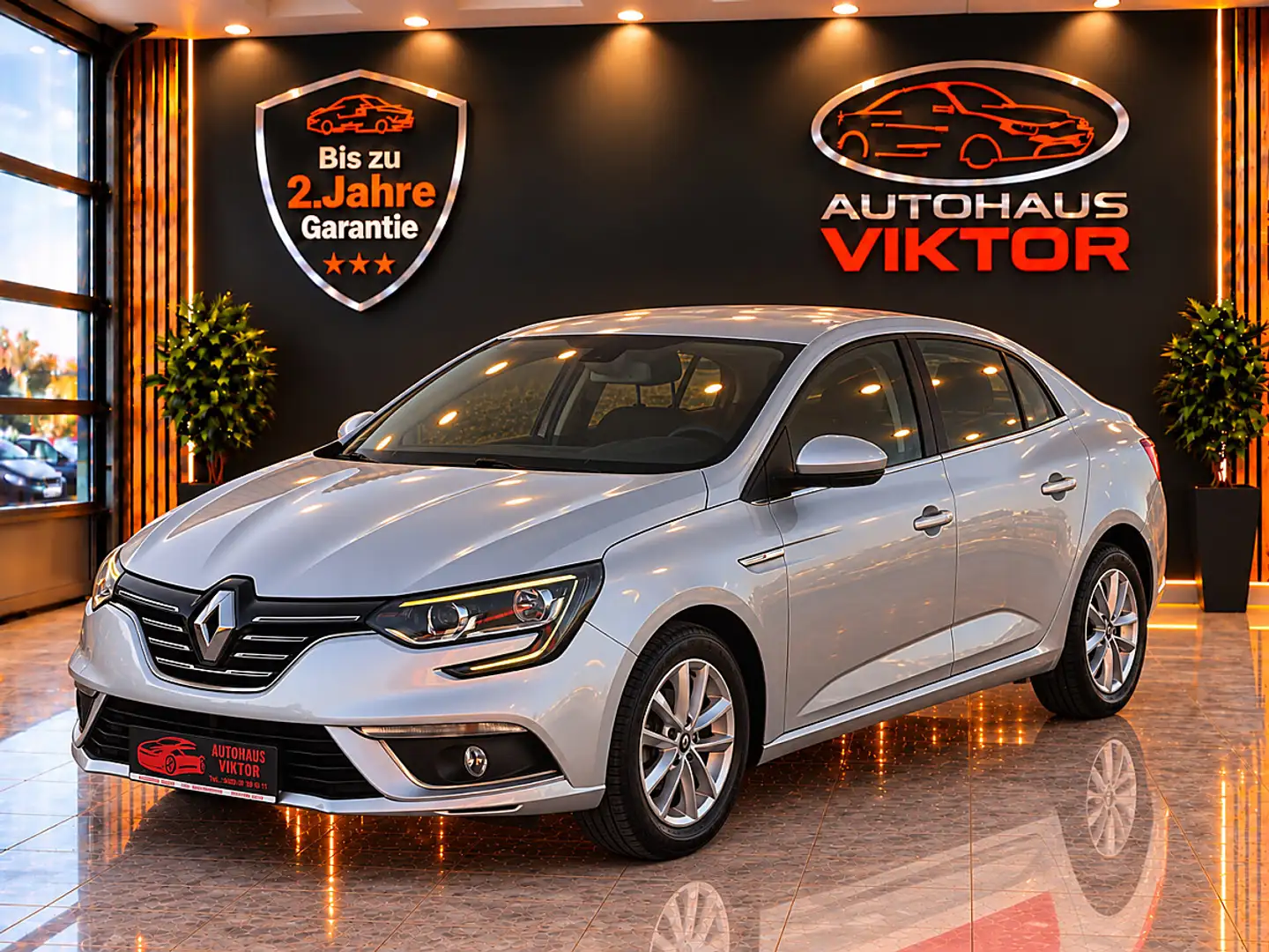 Renault Megane Mégane 1.6 * MIT GARANTIE UND GEWÄHRLEISTUNG IN... Silber - 1