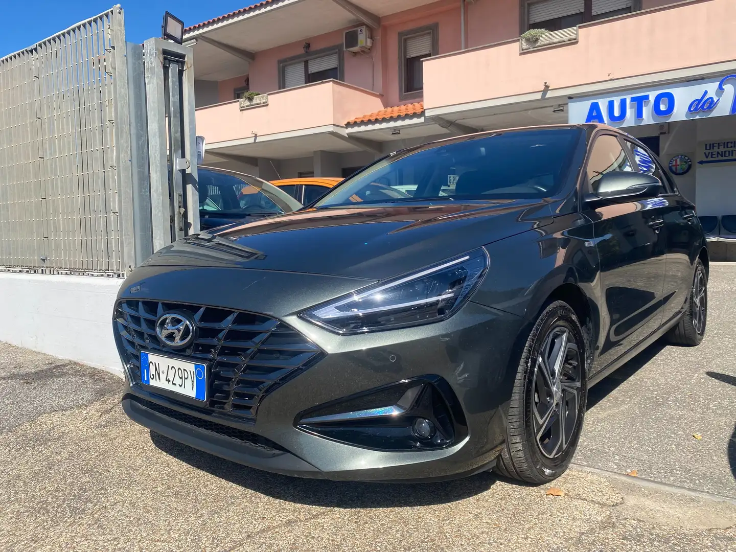 Hyundai i30 5porte 1.0 T-GDi 48V Prime 120cv - PREZZO REALE! Gris - 1