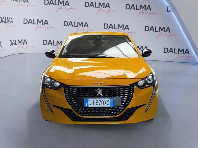 Peugeot 208 view 8