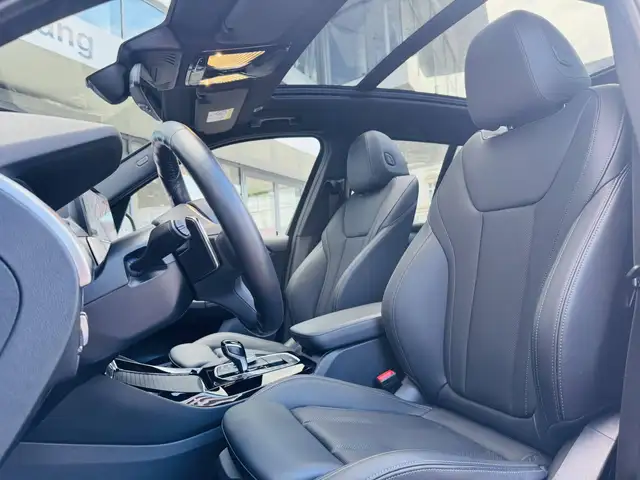 BMW X3 view 7