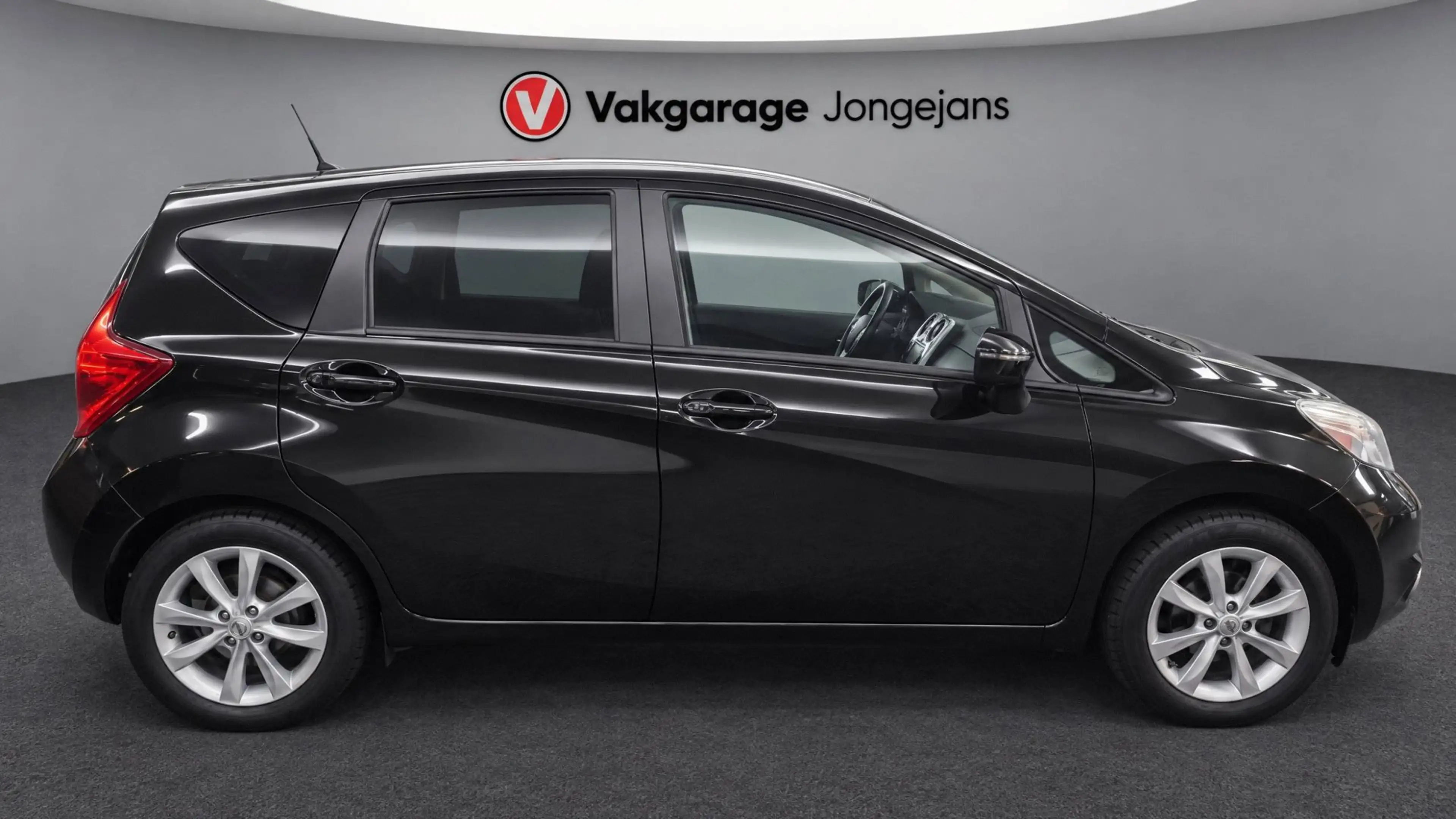 Nissan Note 1.2 DIG-S Connect Edition — photo 5