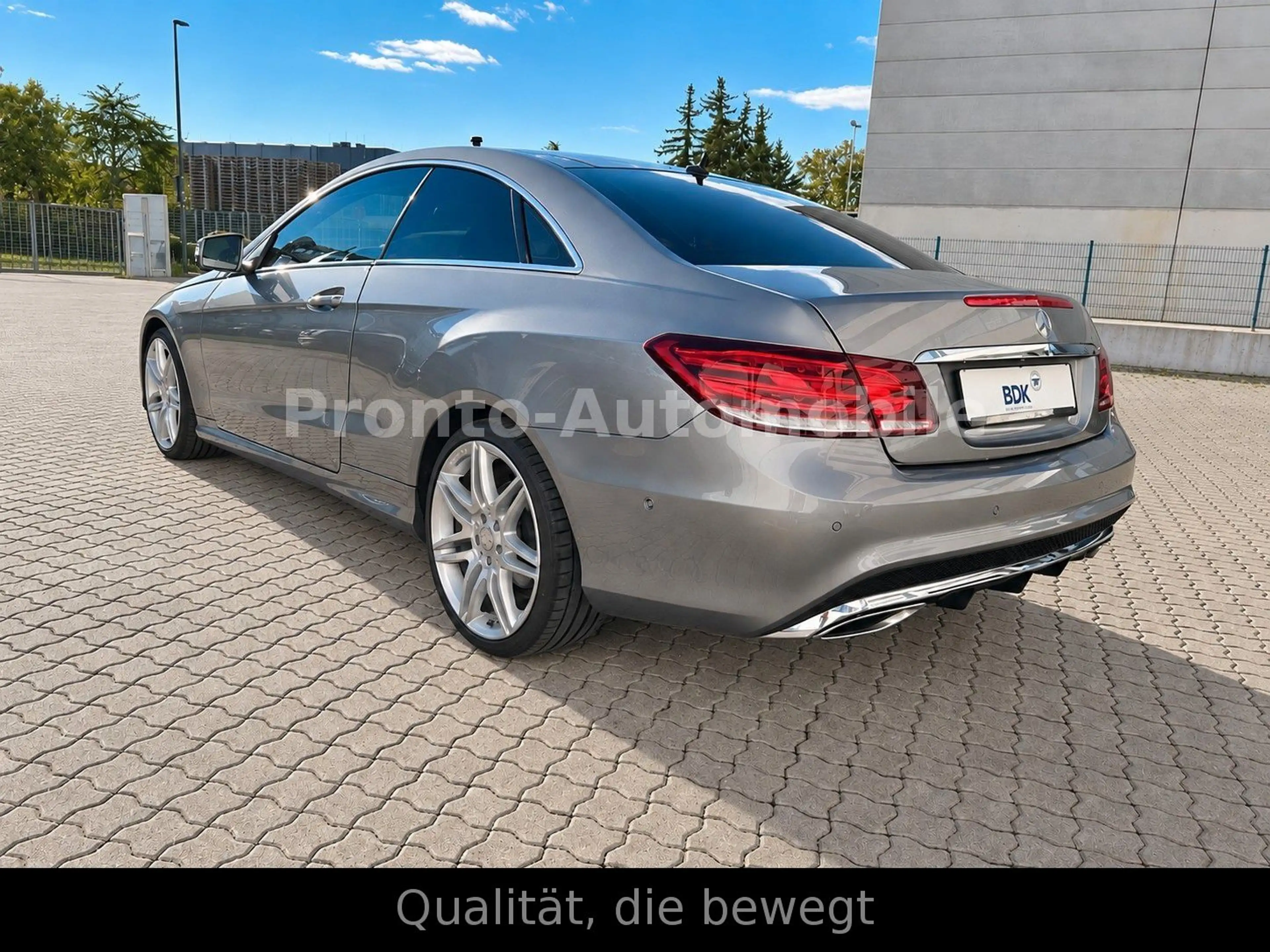 Mercedes-Benz E 250 E Coupe E 250 — photo 4