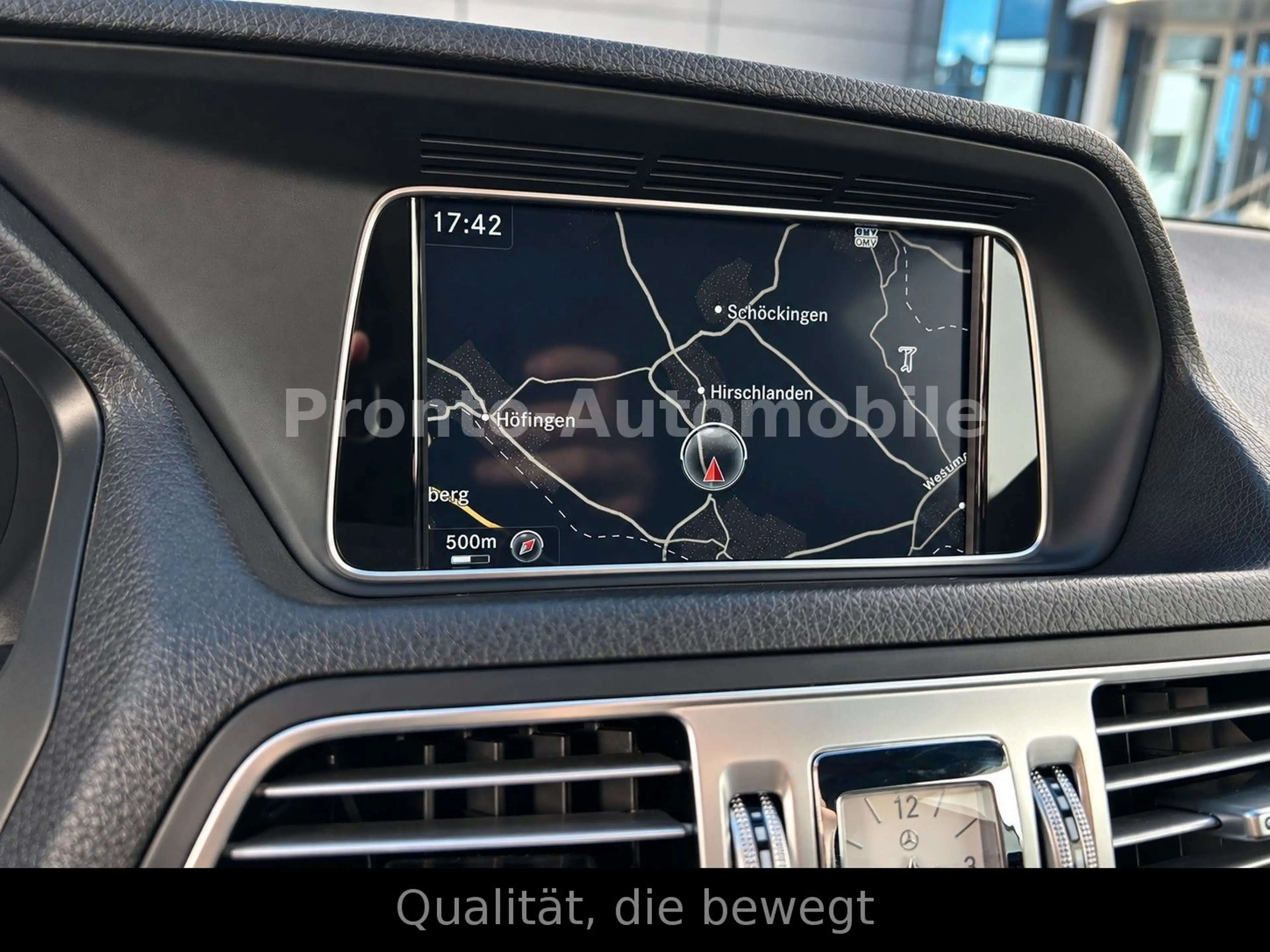 Mercedes-Benz E 250 E Coupe E 250 — photo 10