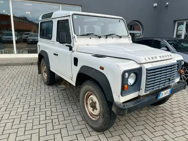 Land Rover Defender Defender 90 2.4 TD4 Station Wagon S