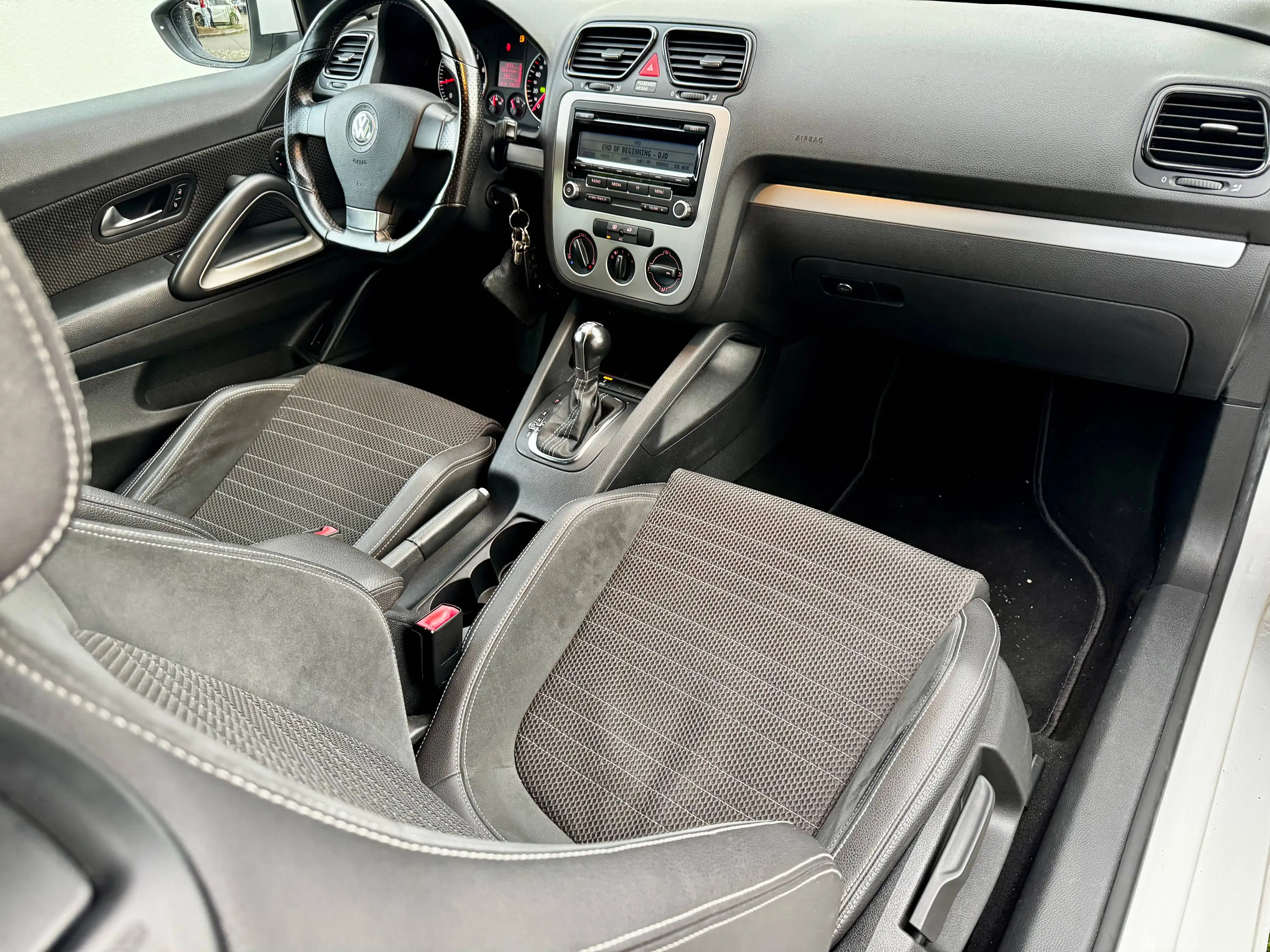Volkswagen Scirocco 2.0 TSI 147 kW/Autom./Sitzhz./Alu/Sportsitze/Org. 83000km — photo 11