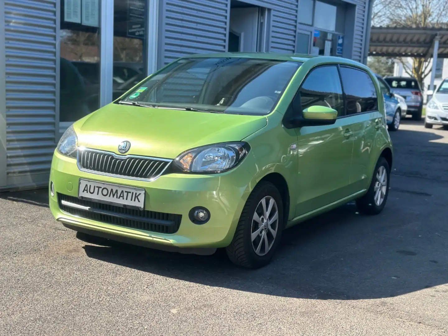 Skoda Citigo Elegance AUTOMATIK+PDC+NAVI+BLUETOOTH Grün - 1