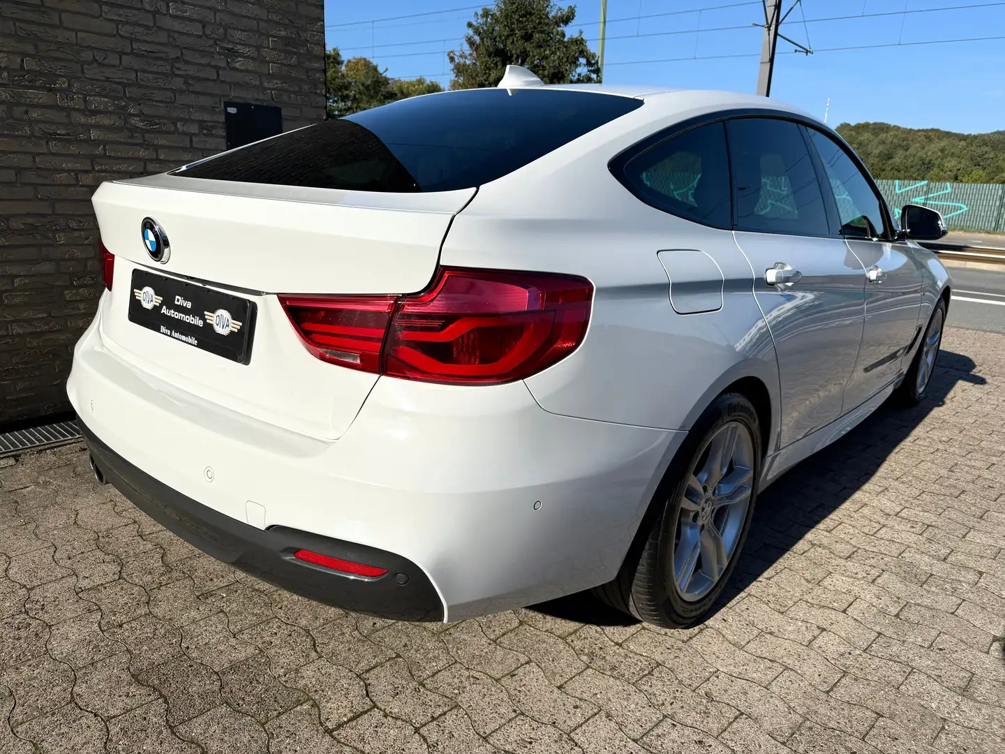 BMW 320 320 d GT M Sport Blanc - 2