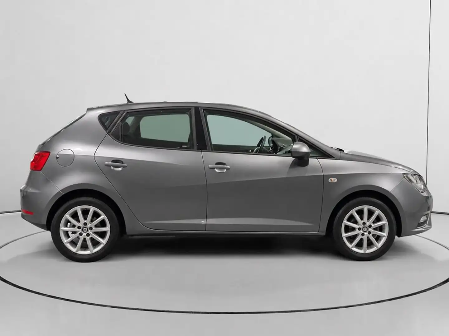SEAT Ibiza 1.2 TSI Style Gris - 2