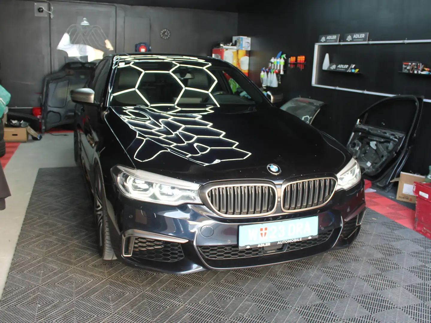 BMW M550 M550 i xDrive Schwarz - 2