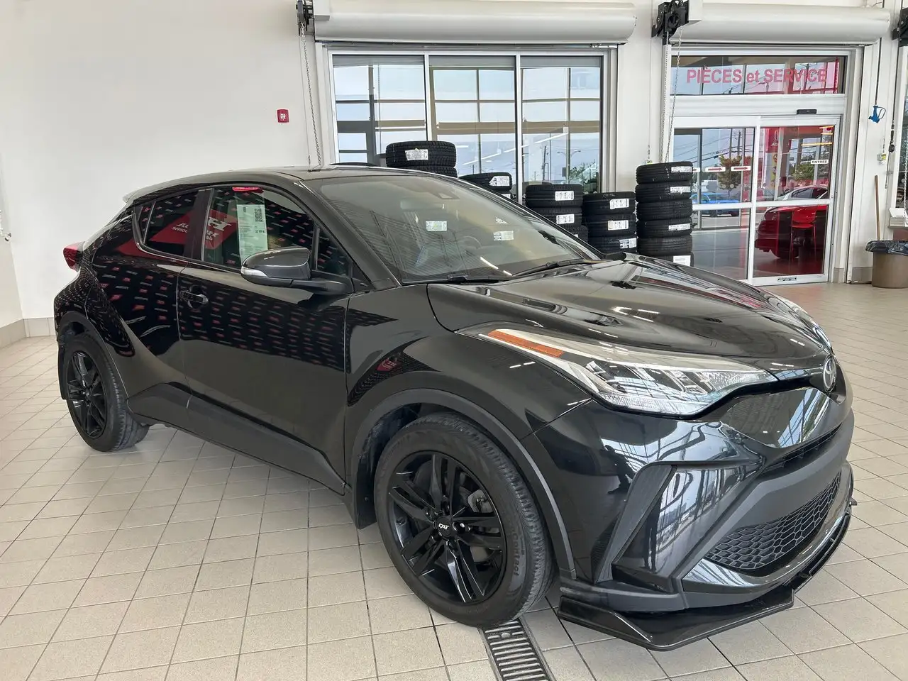 Toyota C-HR photo Toyota C-HR