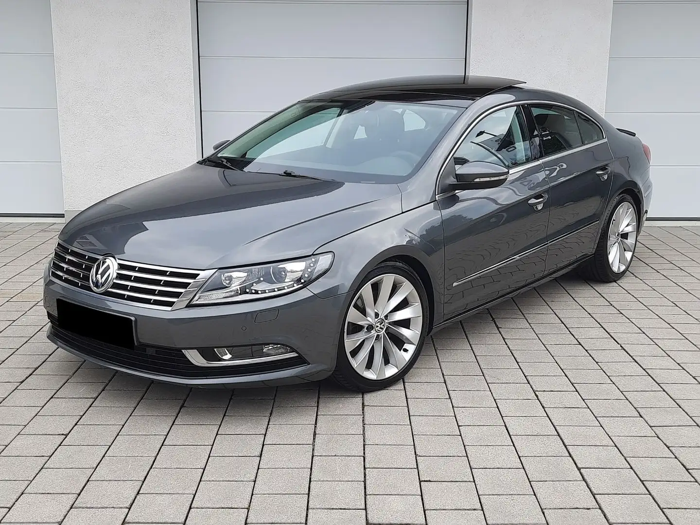 Volkswagen CC 184ps BMT DSG/Bi-Xenon/Pano/Kam/5-Stz/DCC/18" Grey - 2