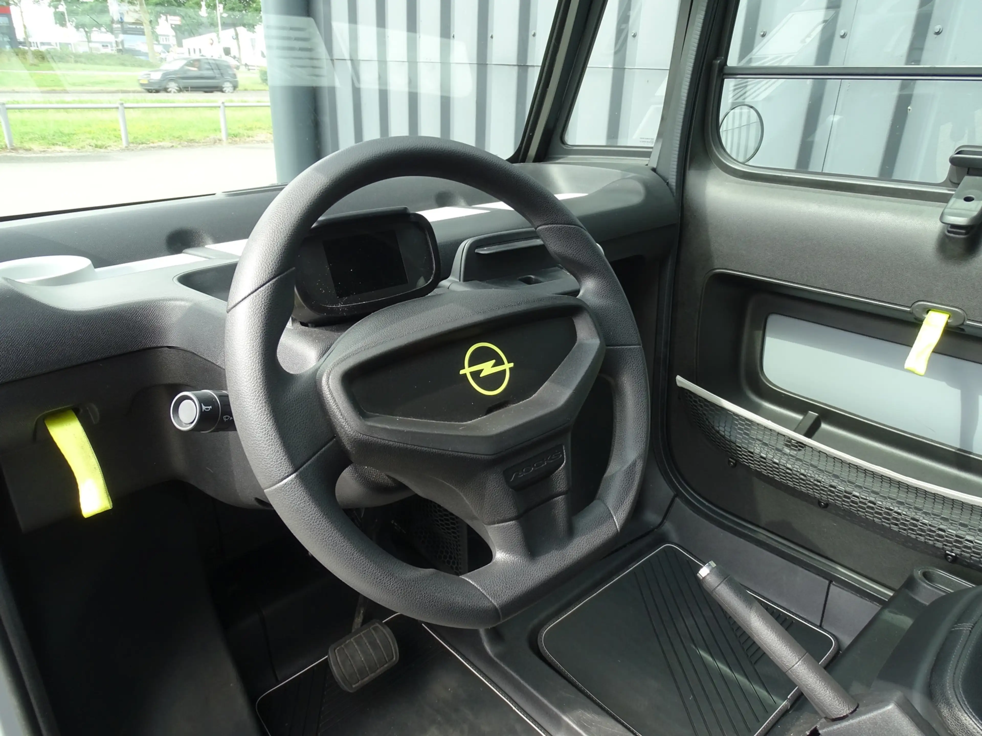 Opel Rocks-e Brommobiel Base | LED | Pano | Incl. BTW — photo 5