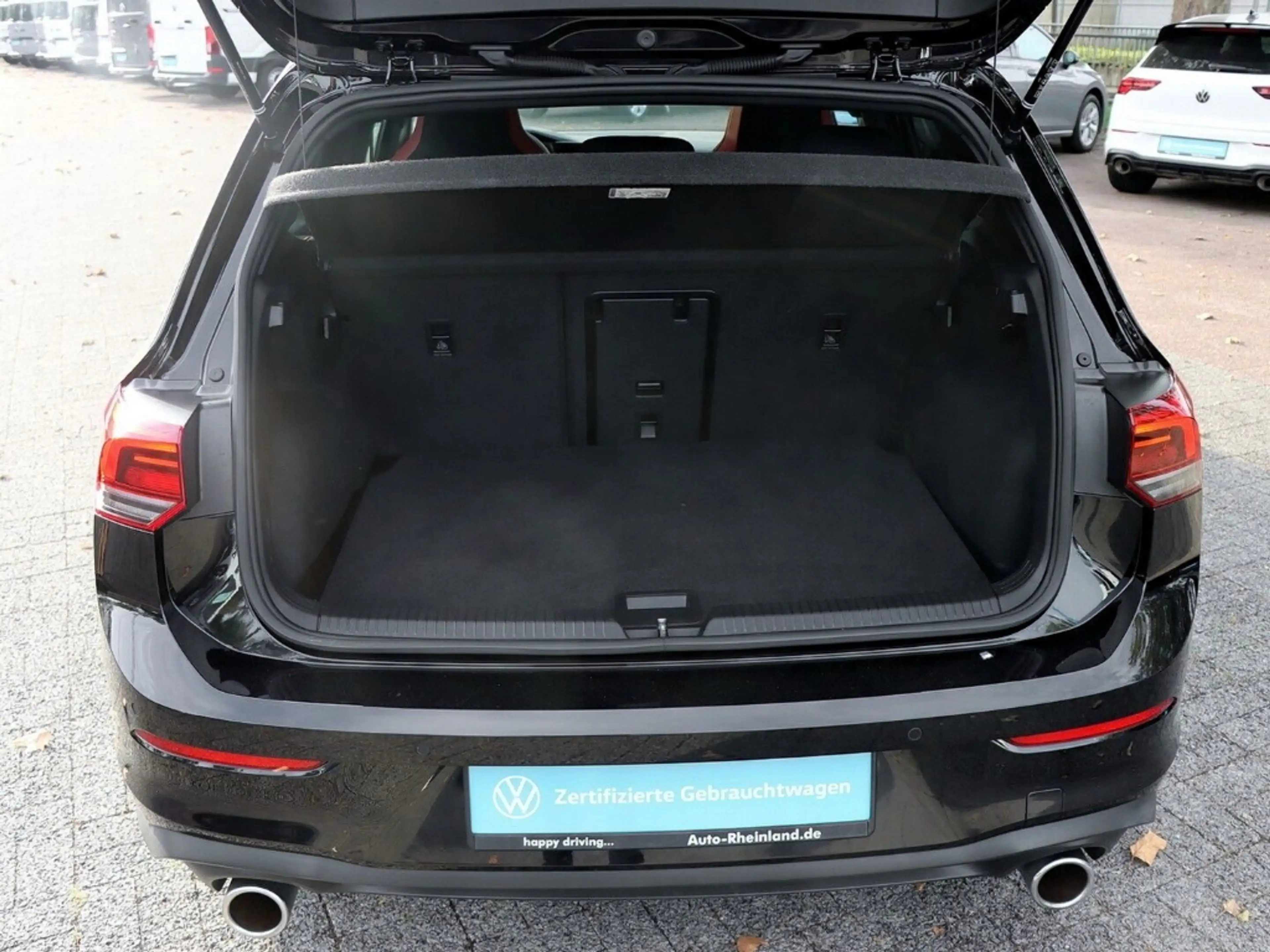 Volkswagen Golf GTI VIII 2.0 TSI OPF DSG PANO/LED/RFK/ACC — photo 15