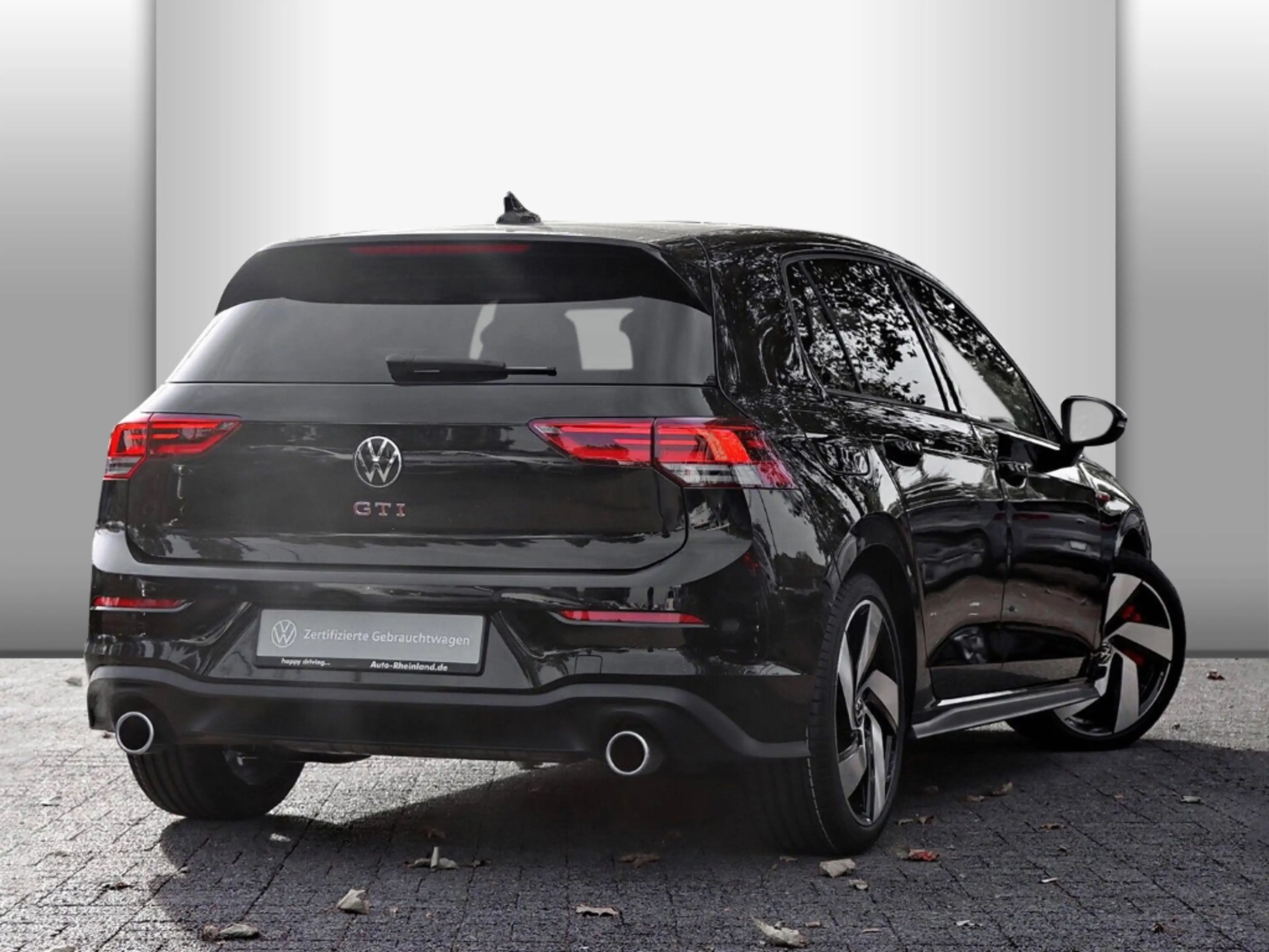 Volkswagen Golf GTI VIII 2.0 TSI OPF DSG PANO/LED/RFK/ACC — photo 2