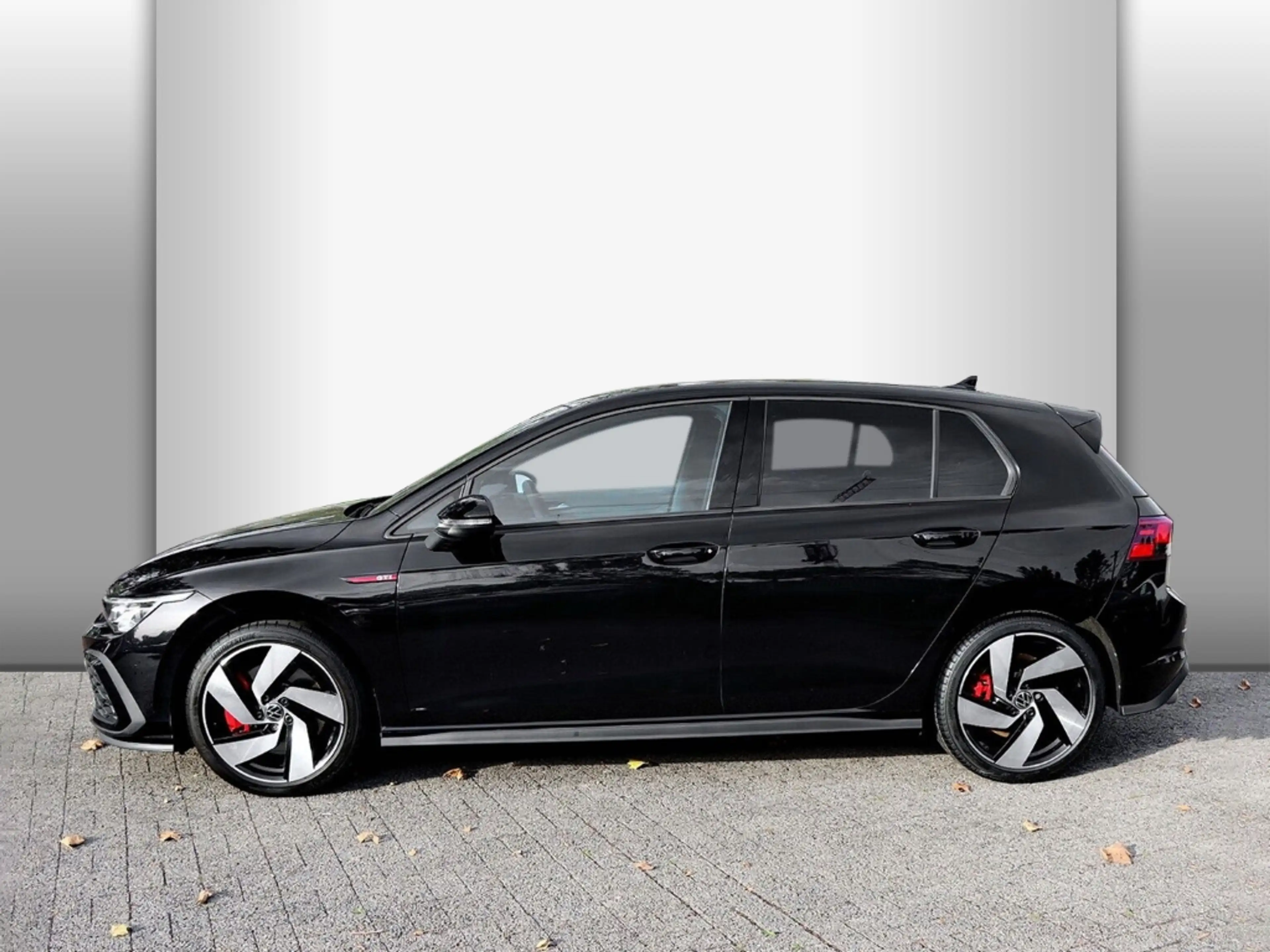 Volkswagen Golf GTI VIII 2.0 TSI OPF DSG PANO/LED/RFK/ACC — photo 4
