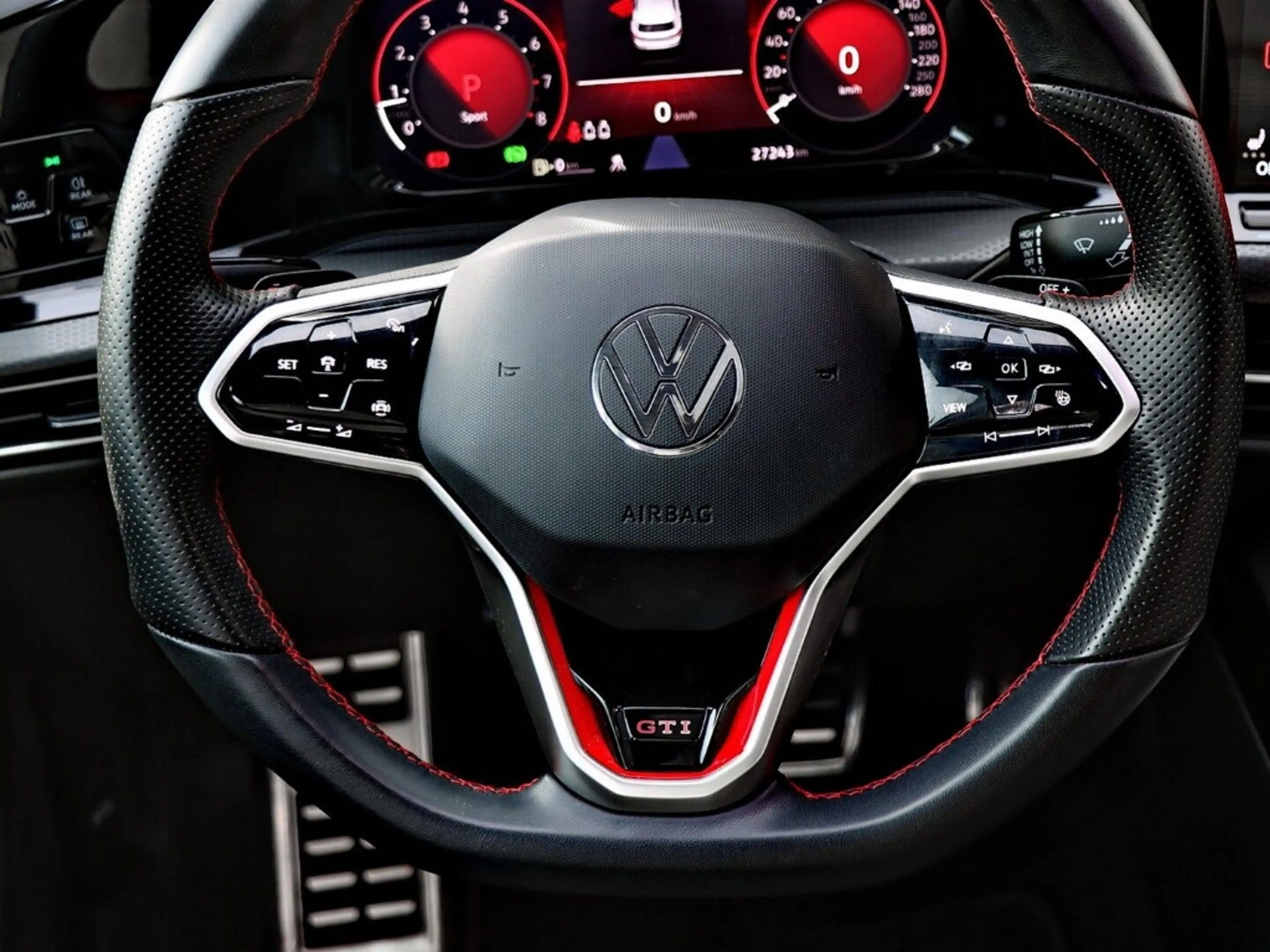Volkswagen Golf GTI VIII 2.0 TSI OPF DSG PANO/LED/RFK/ACC — photo 8