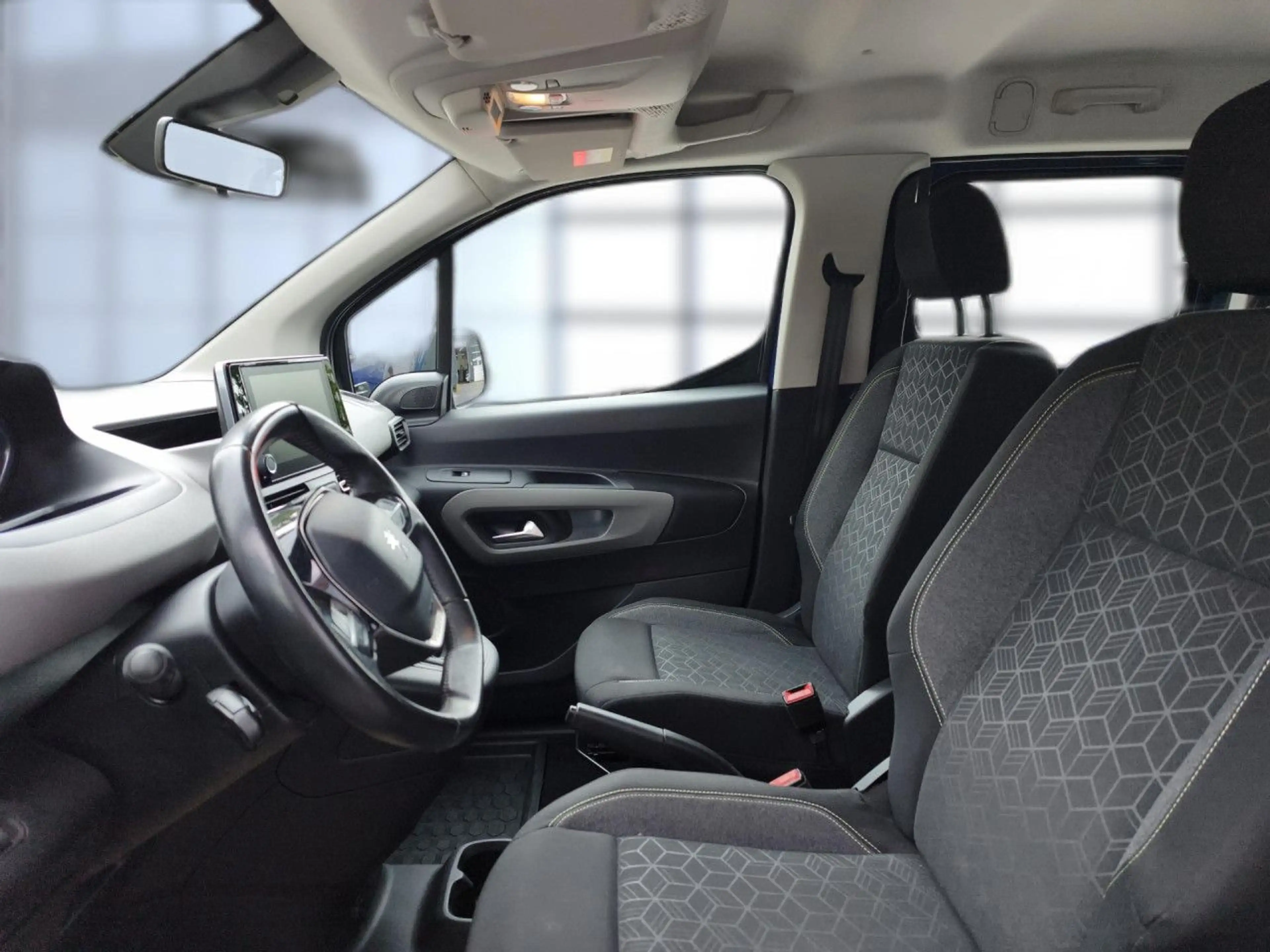 Peugeot Rifter Active L1 Bluetooth Navi Klima Einparkhilfe — photo 9