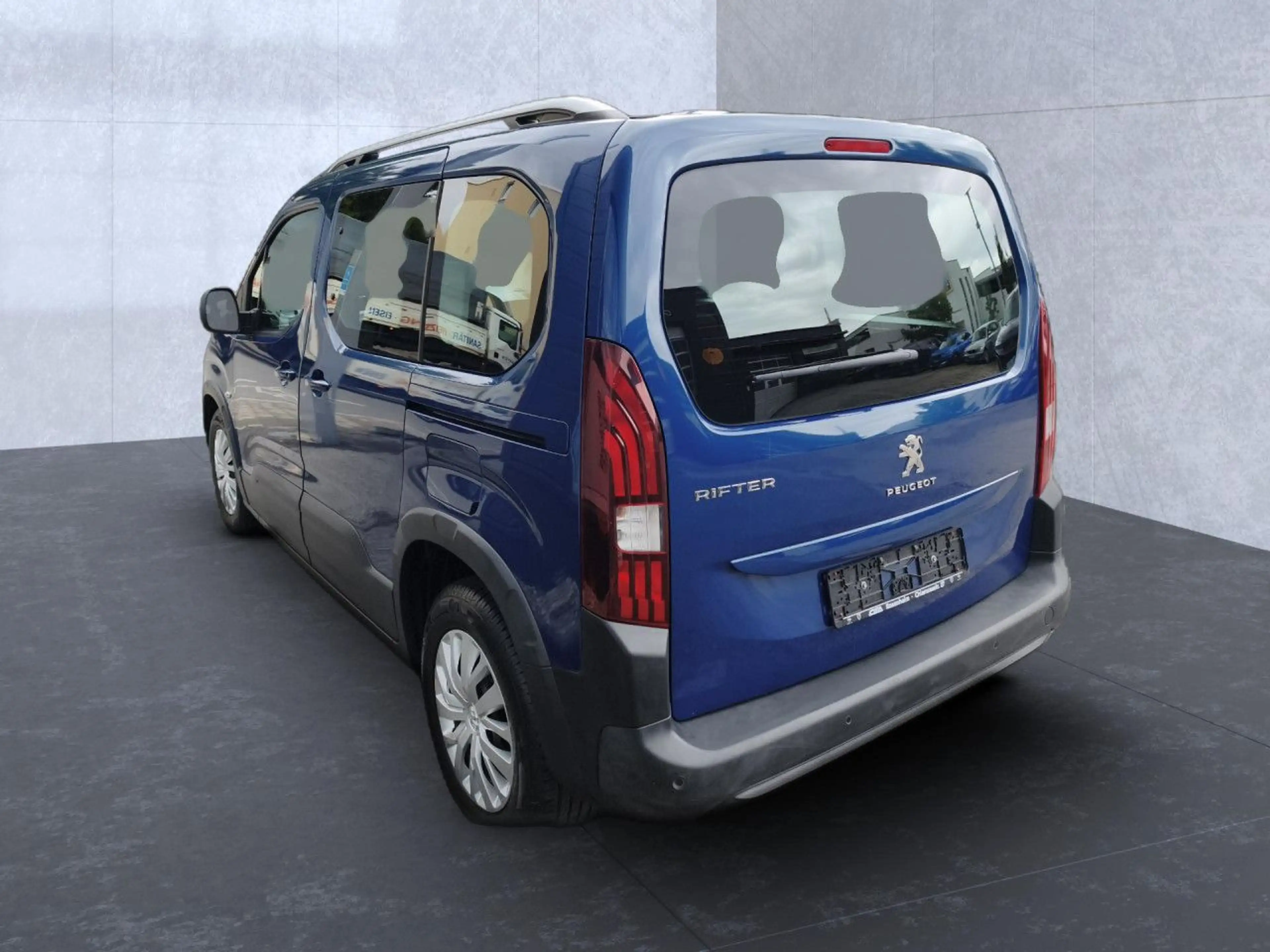Peugeot Rifter Active L1 Bluetooth Navi Klima Einparkhilfe — photo 3