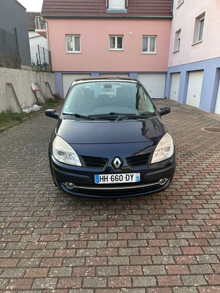 Renault Scenic 1.9 dCi 130 PrivilÃ¨ge