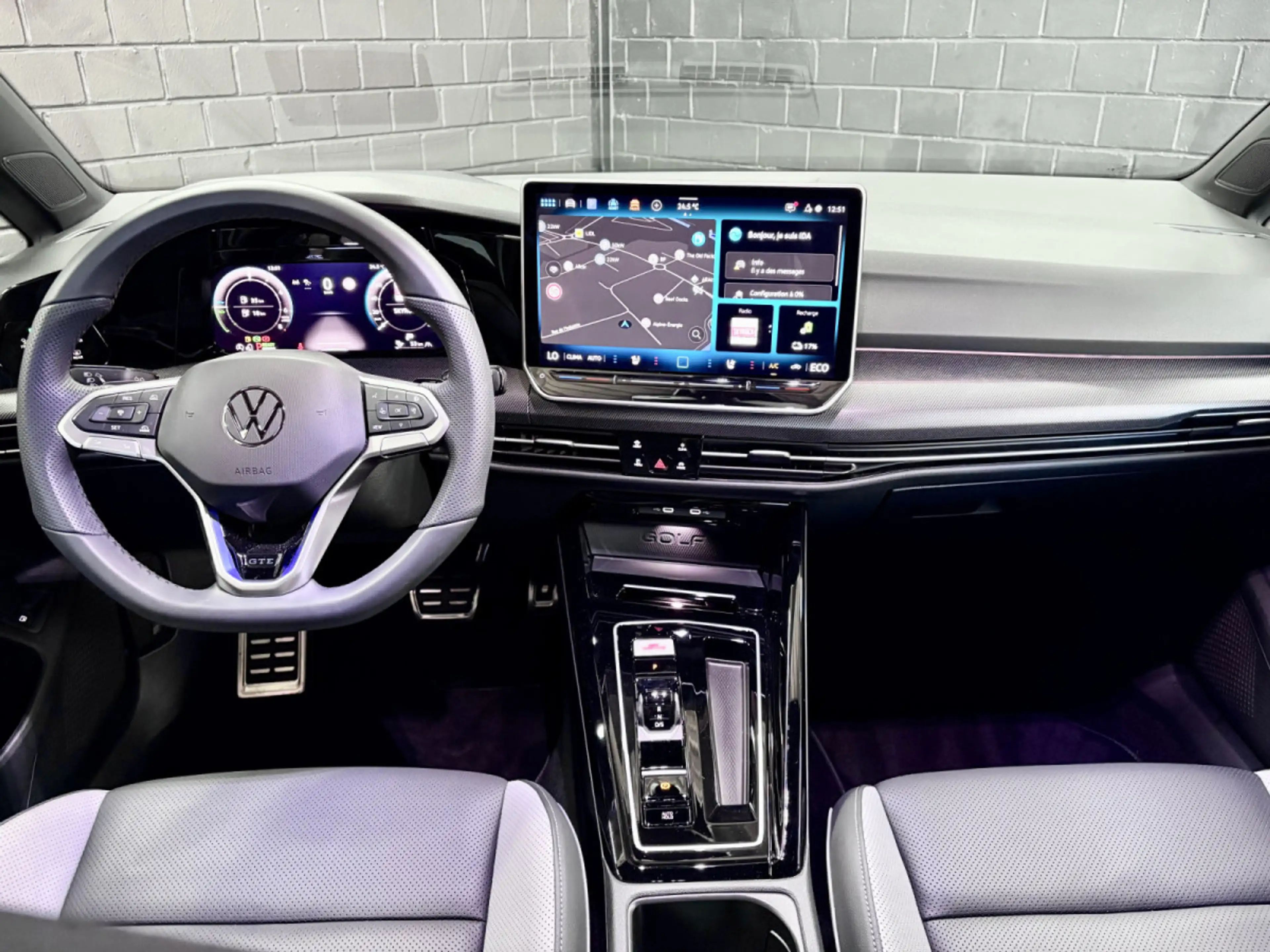 Volkswagen Golf GTE VIII PHASE 2  1.5 eHybrid 272 CV DSG 6 *360°* CUIR — photo 9
