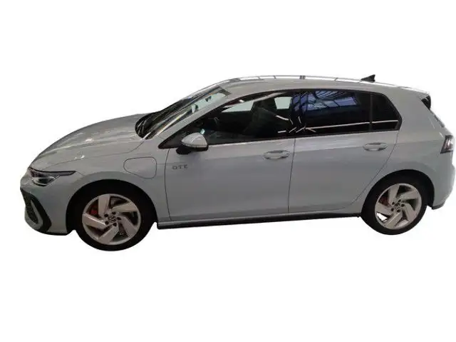 Volkswagen Golf GTE VIII PHASE 2  1.5 eHybrid 272 CV DSG 6 *360°* CUIR