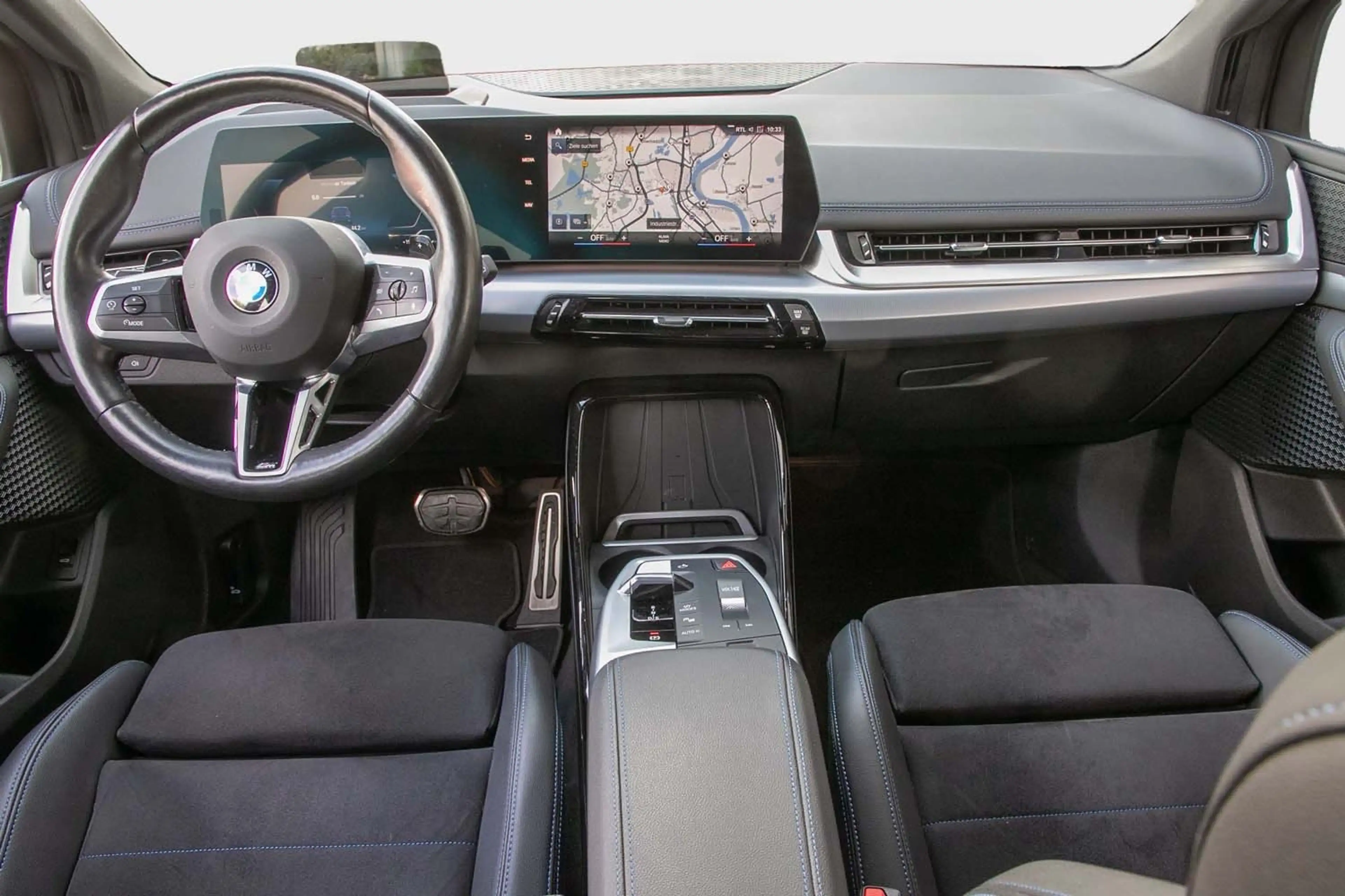 BMW 223 i Active Tourer M Sportpaket HeadUp RFK Klima — photo 5