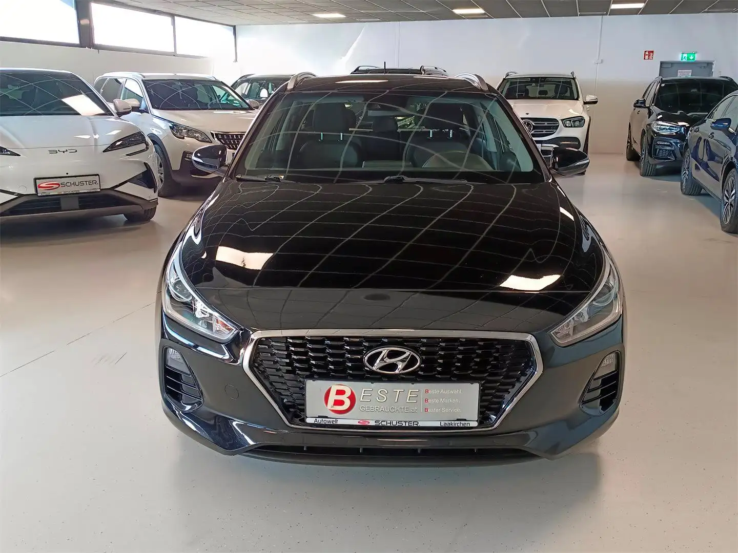 Hyundai i30 Kombi - PD Life 1,4 MPI 100kw Schwarz - 2