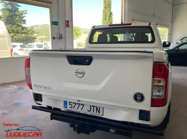 Nissan Navara view 6
