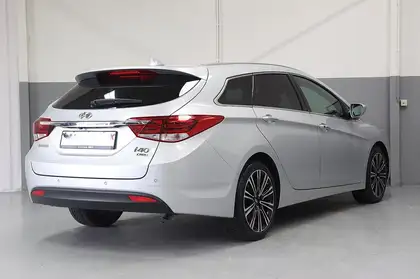 Annonce voiture d'occasion Hyundai i40 - CARADIZE
