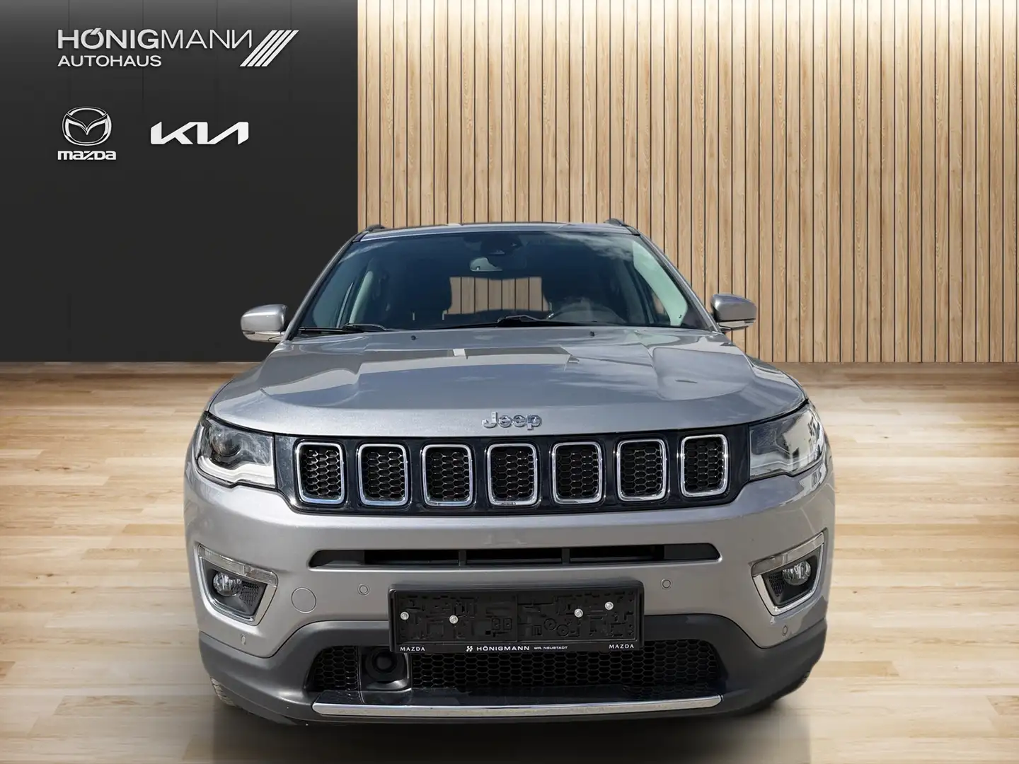 Jeep Compass Compass 2,0 MultiJet AWD 9AT 170 Limited Aut. Grau - 2
