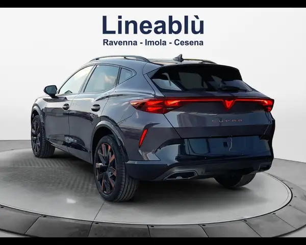 Cupra Formentor view 3