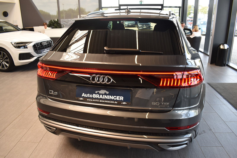 Audi Q8 50TDI Quattro S Line MatrixHD~Pano~B&O~AHK~22 — photo 6