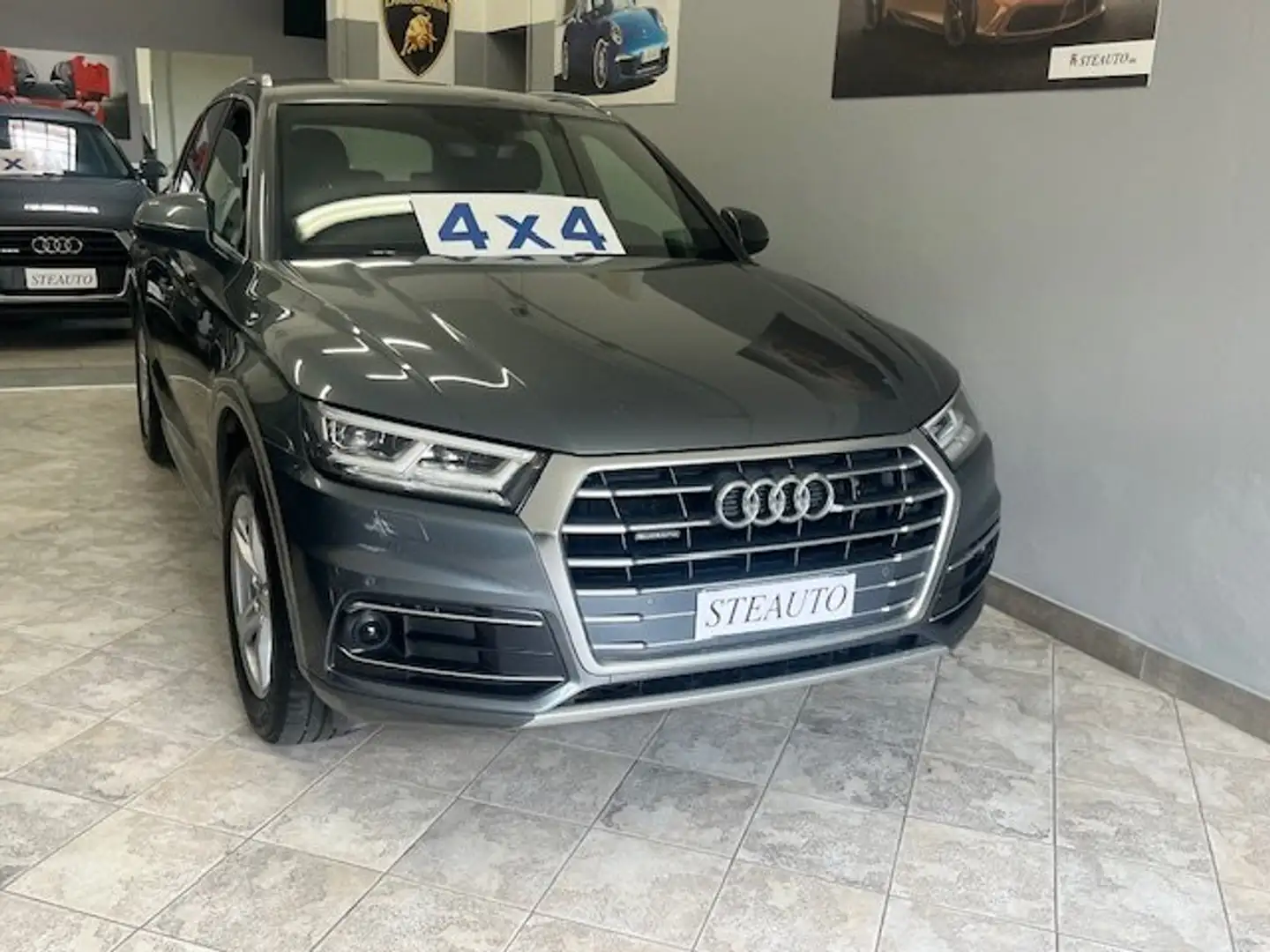 Audi Q5 Q5 35 2.0 tdi Business  quattro 163cv s-tronic Gris - 1